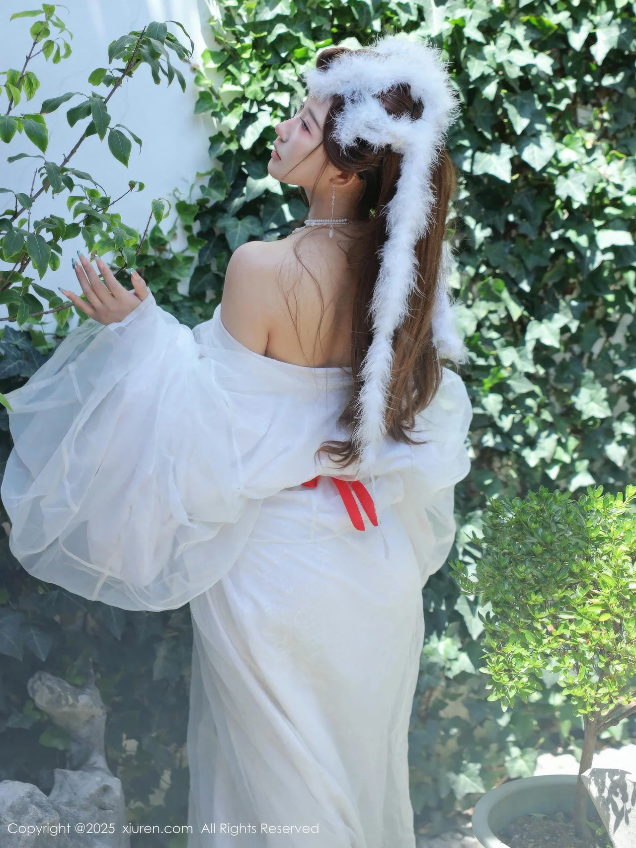 XiuRen 秀人 No.10843 金允希Yuki 白色锦毛鼠装扮 - 6