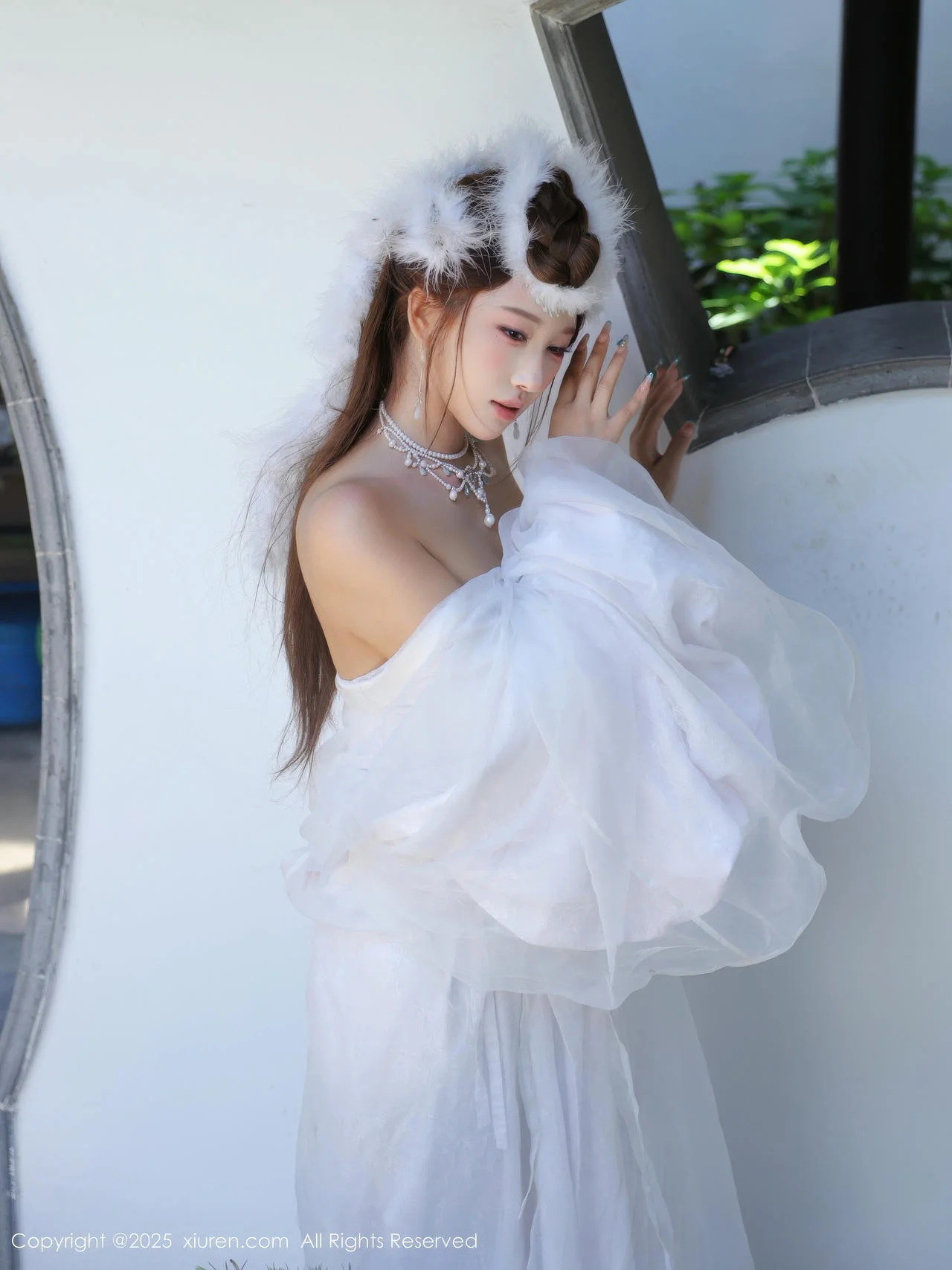 XiuRen 秀人 No.10843 金允希Yuki 白色锦毛鼠装扮 - 9