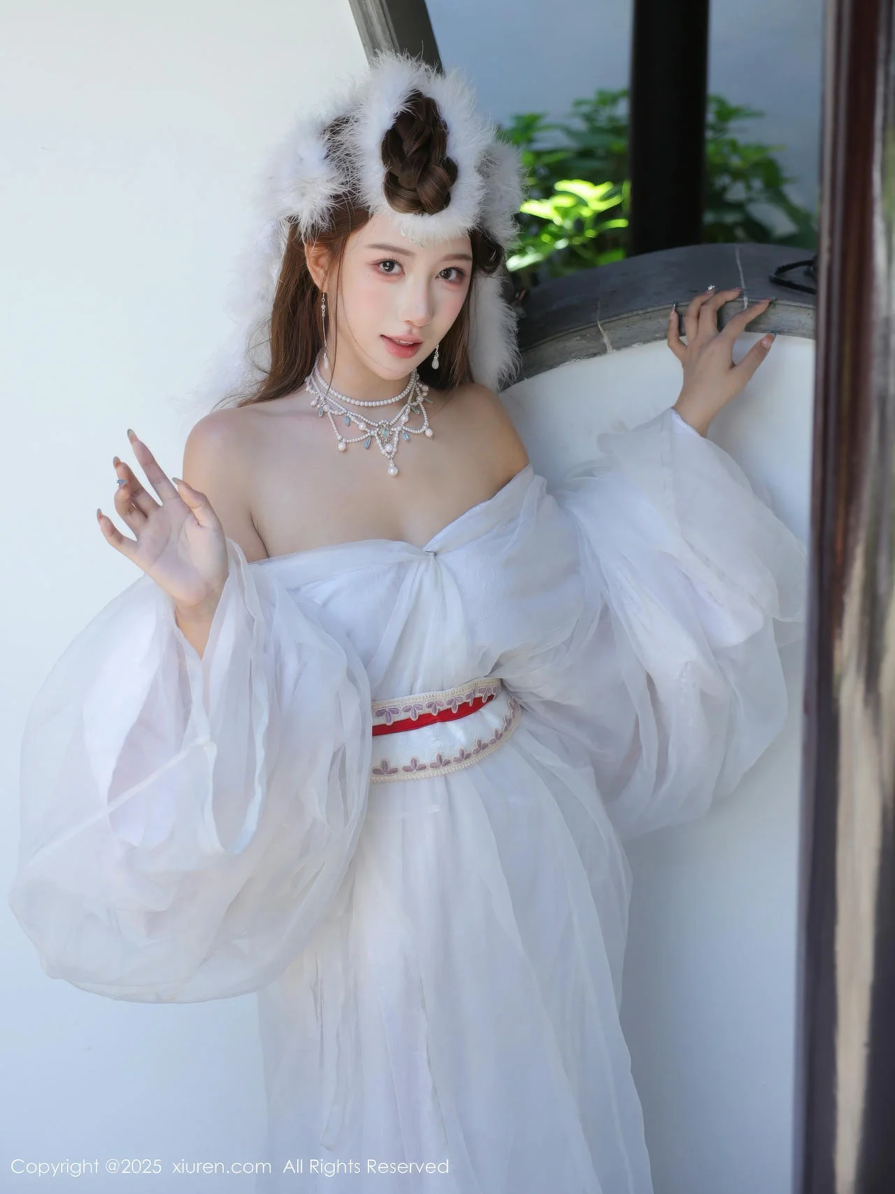 XiuRen 秀人 No.10843 金允希Yuki 白色锦毛鼠装扮 - 10