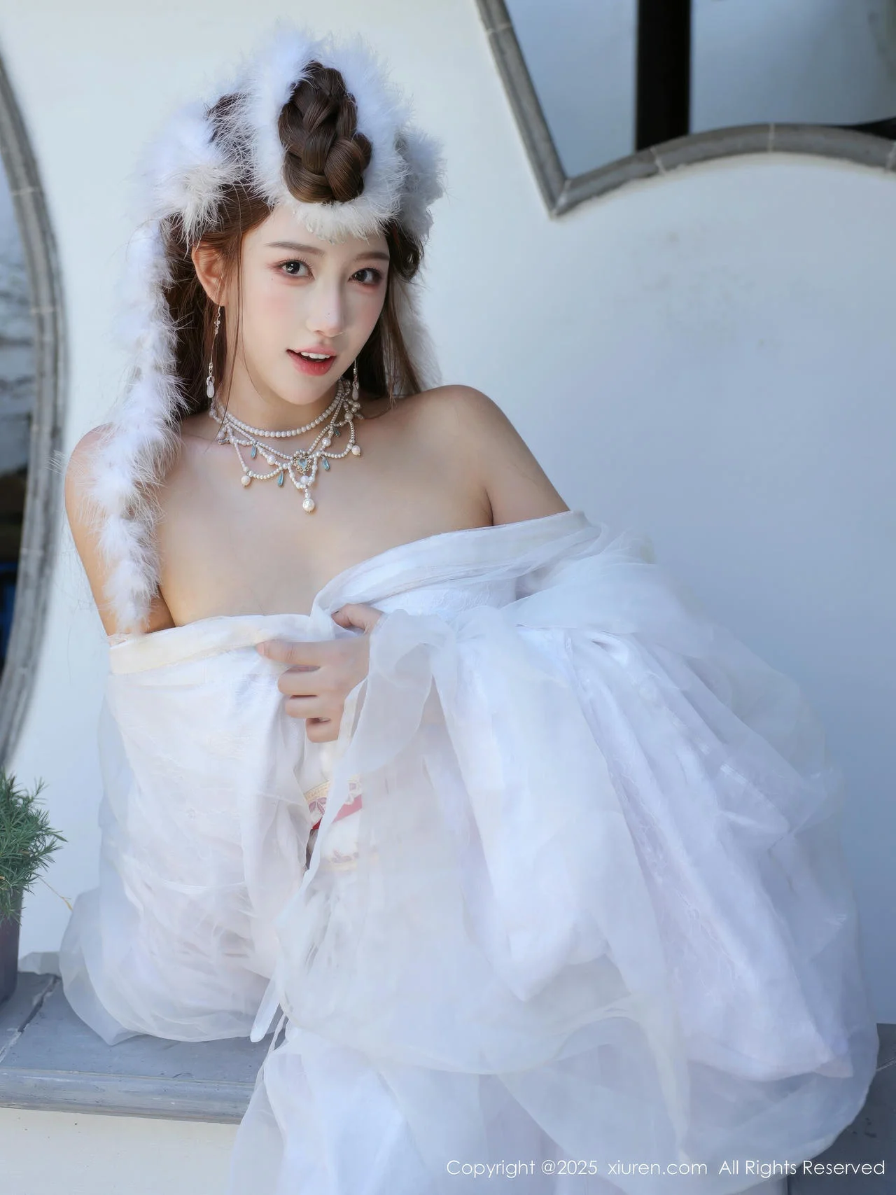 XiuRen 秀人 No.10843 金允希Yuki 白色锦毛鼠装扮 - 10