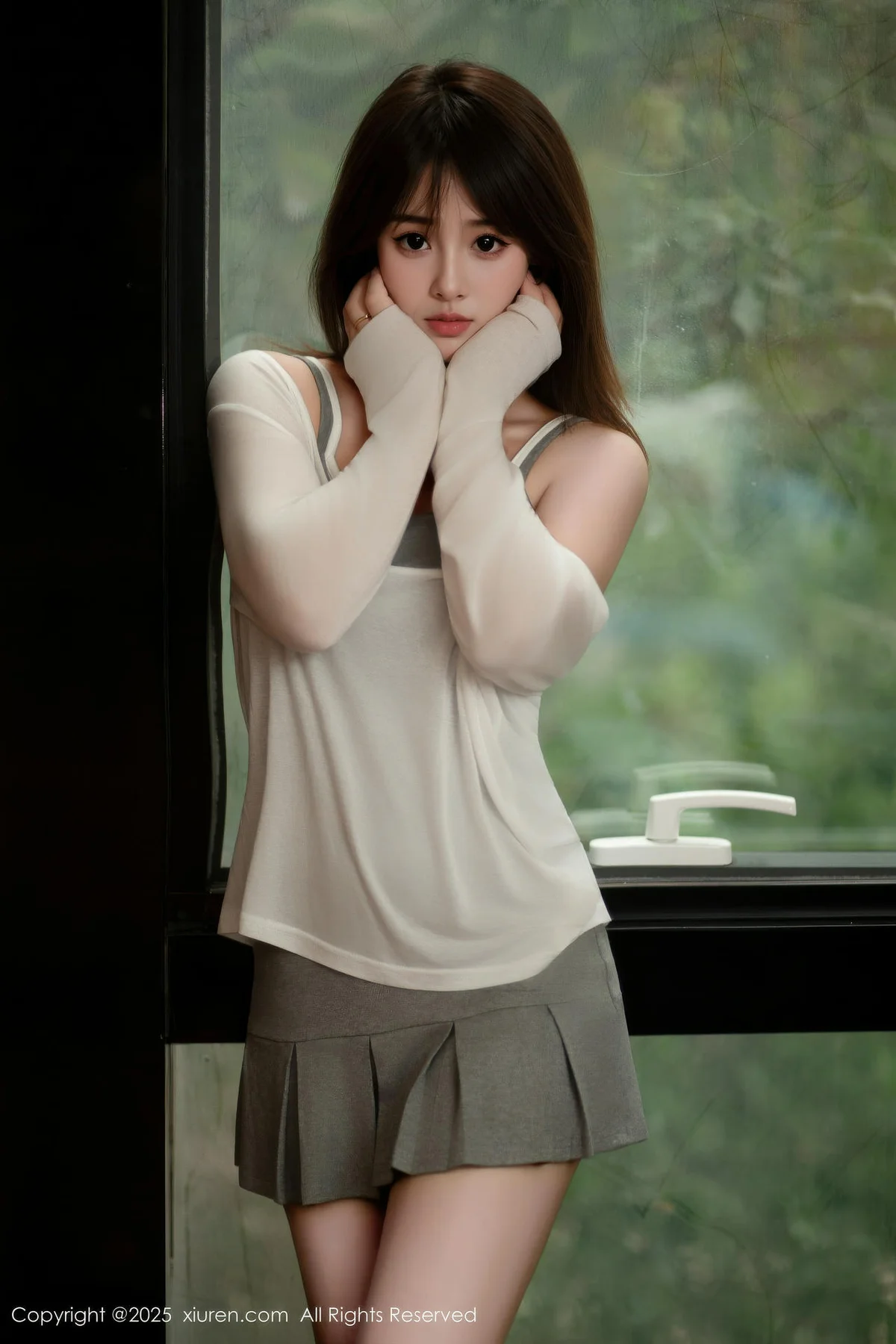 XiuRen 秀人 No.10845 炎恬kitty 柔美身段浅色短裙 - 8
