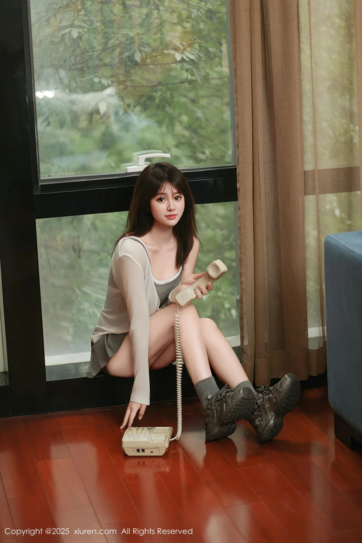 XiuRen 秀人 No.10845 炎恬kitty 柔美身段浅色短裙 - 3