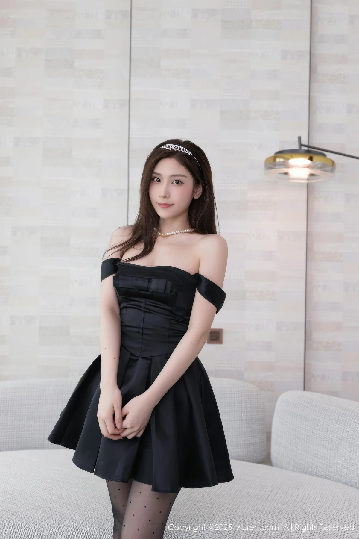 XiuRen 秀人 No.10878 刘婷婷 黑色连衣短裙魅惑黑丝 - 4