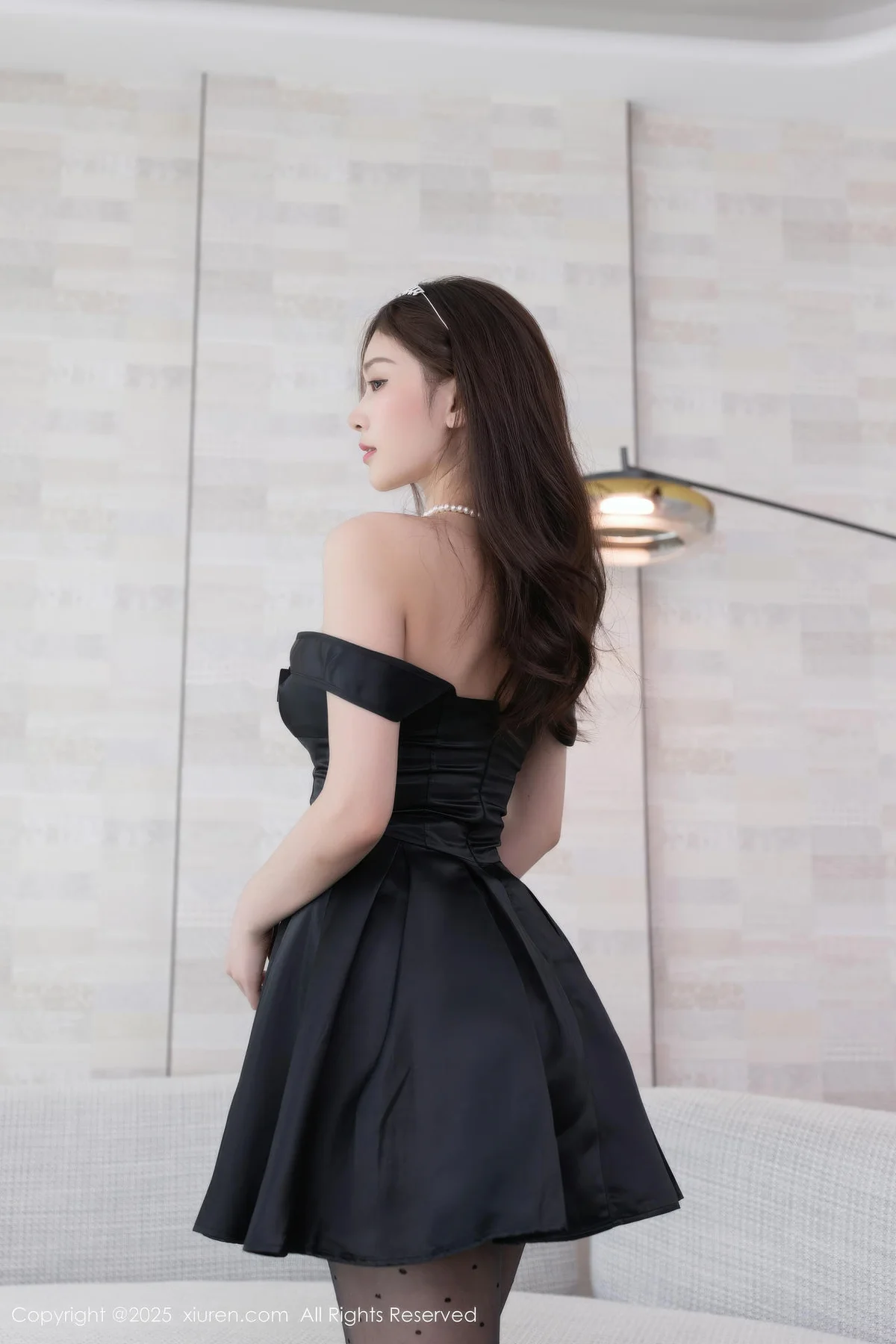 XiuRen 秀人 No.10878 刘婷婷 黑色连衣短裙魅惑黑丝 - 6