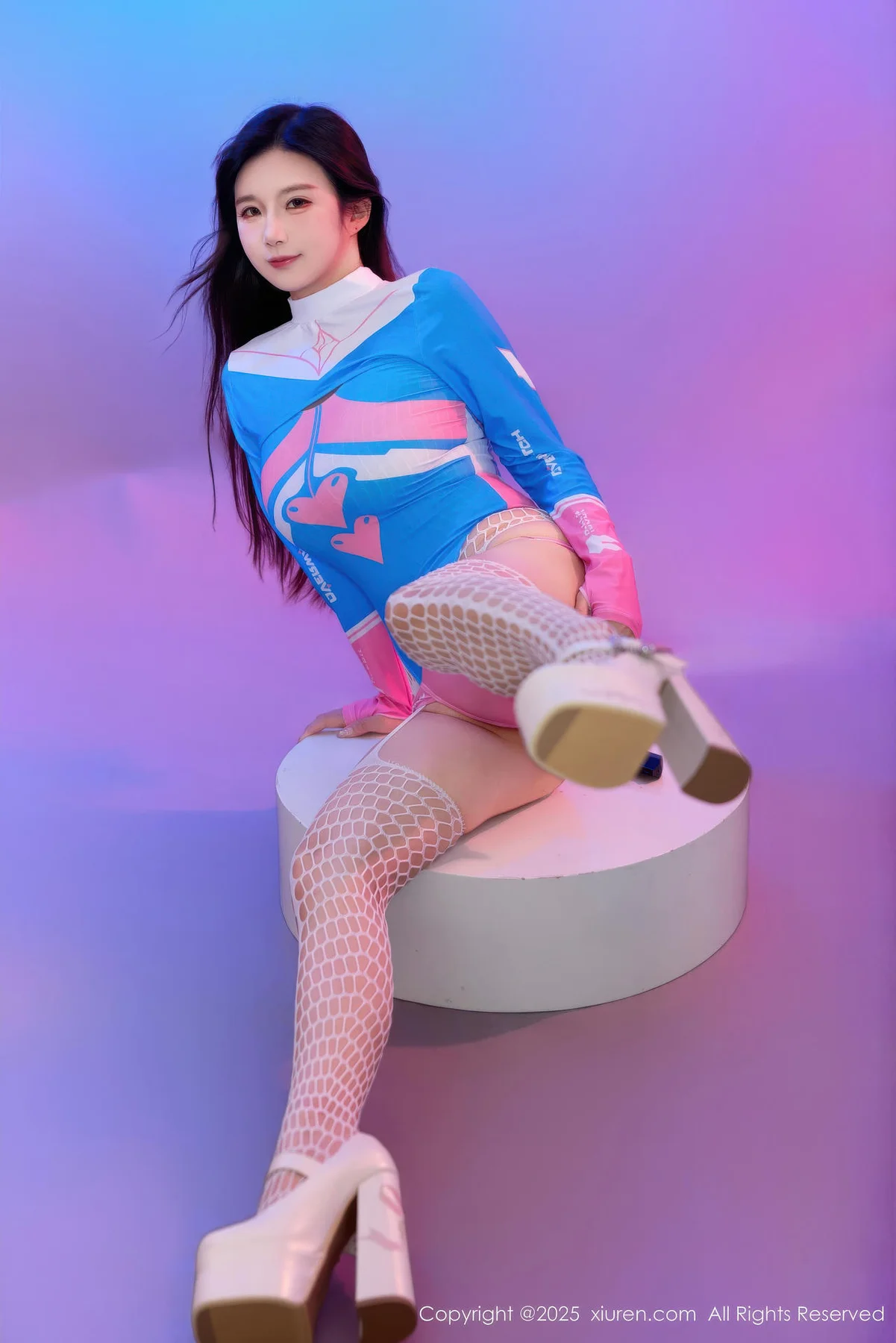 XiuRen 秀人 No.10886 小肉肉咪 Cosplay装扮白色网袜 - 9