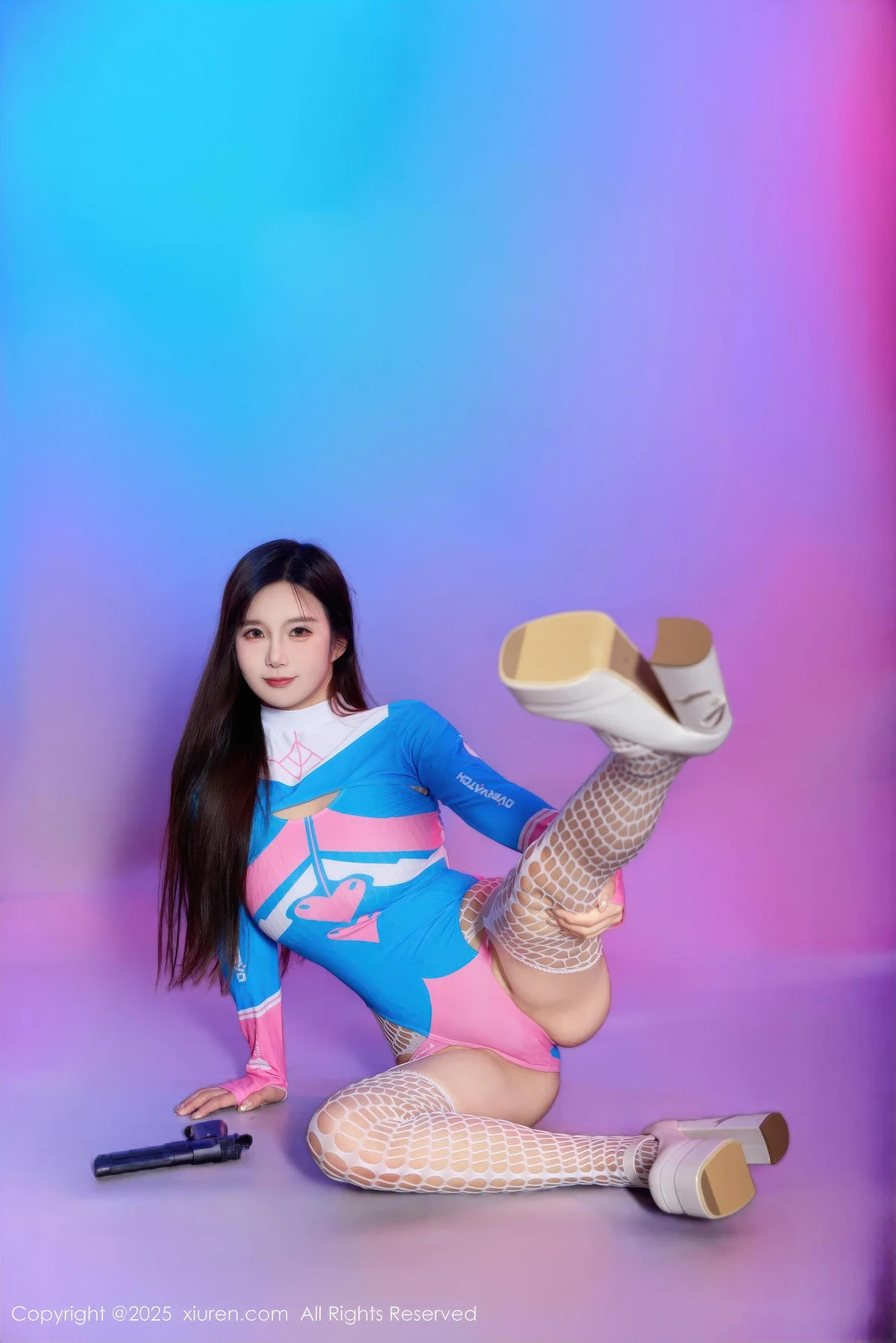 XiuRen 秀人 No.10886 小肉肉咪 Cosplay装扮白色网袜 - 4