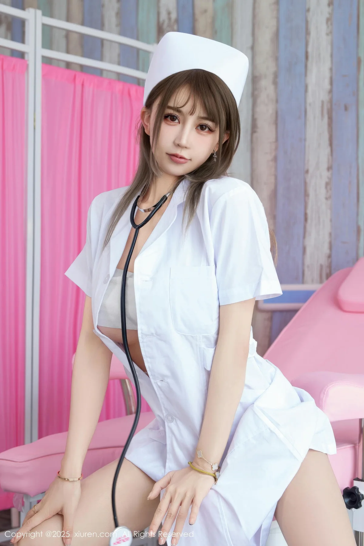 XiuRen 秀人 No.10896 Zoe柚柚 白色护士制服诱惑 - 2