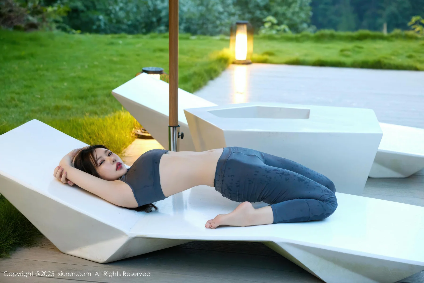 XiuRen 秀人 No.10902 尹甜甜sunny 性感灰色瑜伽服 - 8