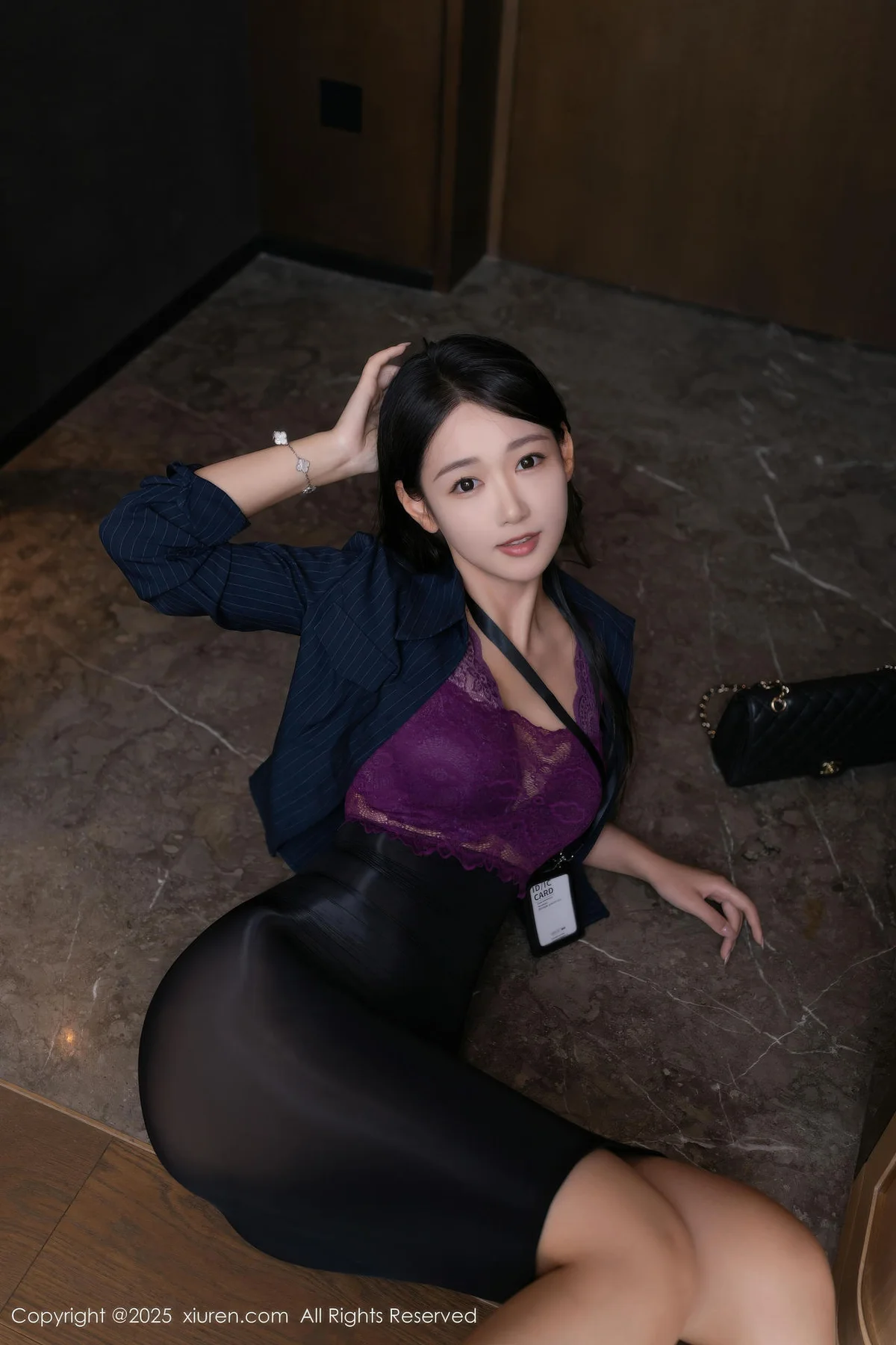 XiuRen 秀人 No.10916 唐安琪 透视黑丝裙超诱惑翘臀 - 1