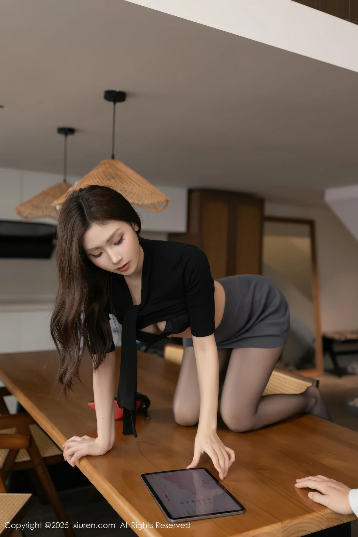 XiuRen 秀人 No.10930 刘婷婷 黑色OL极致美腿 - 3