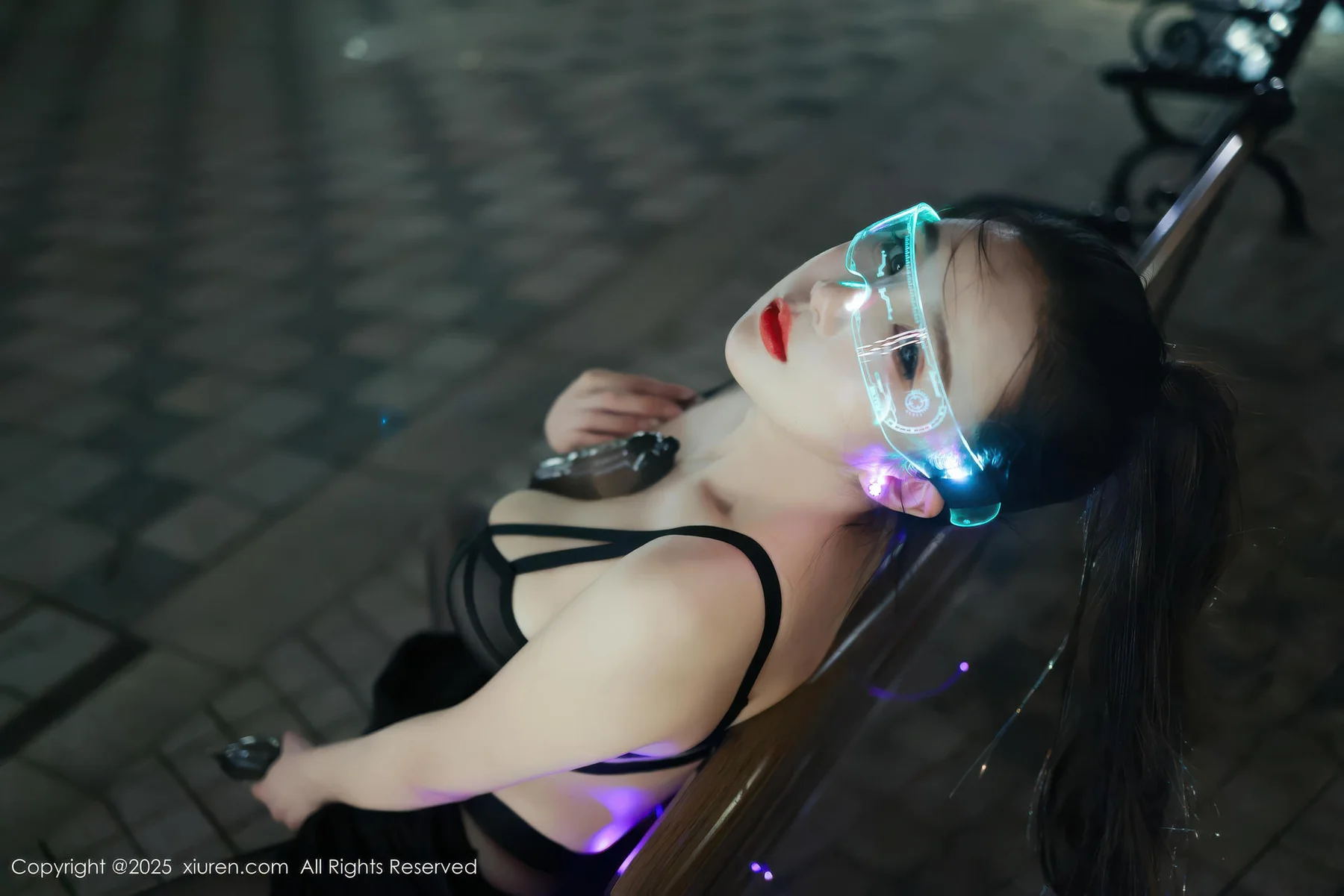 XiuRen 秀人 No.10936 小肉肉咪 街拍连衣短裙 - 3