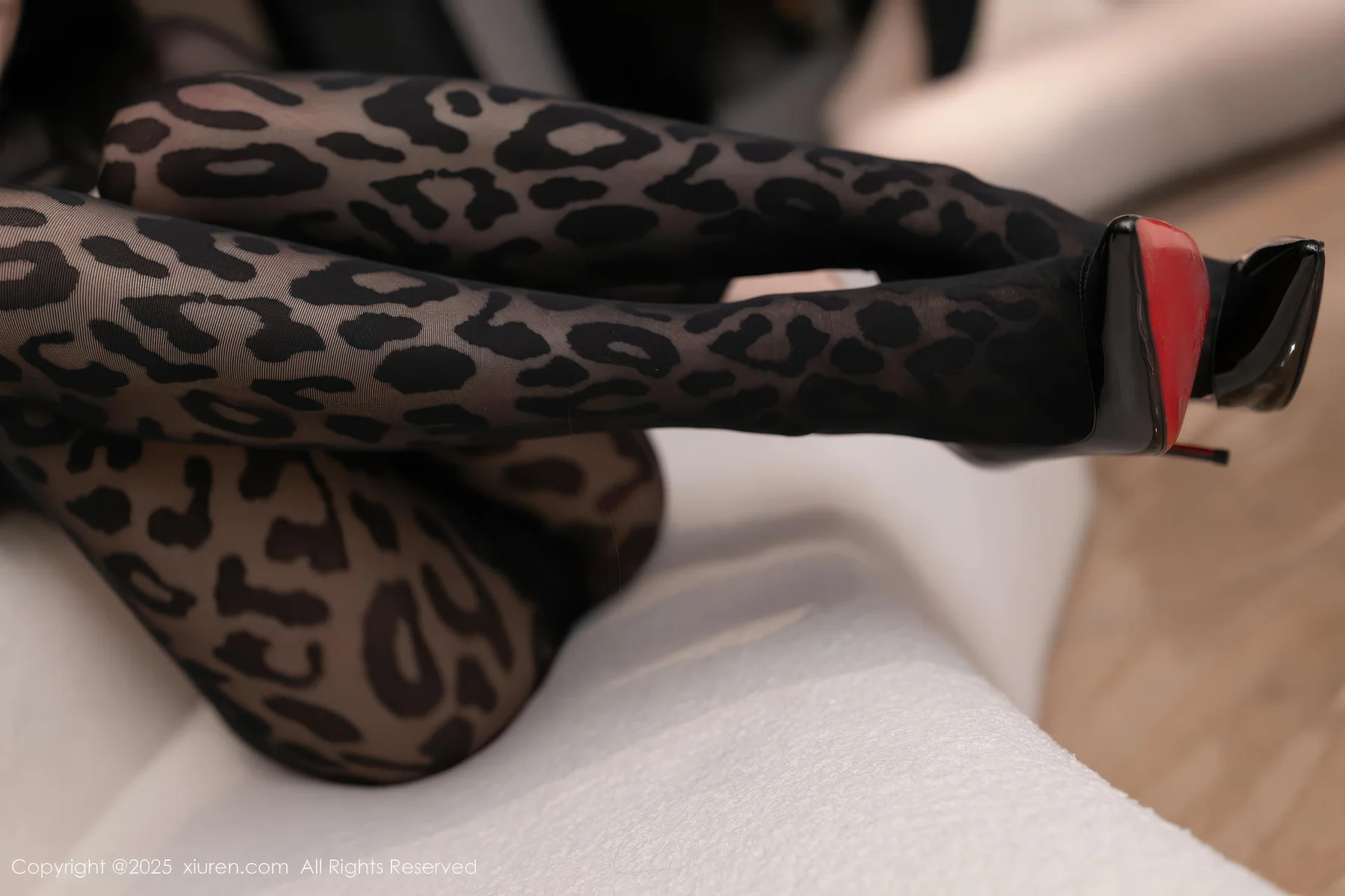 XiuRen 秀人 No.10938 鱼子酱Fish 性感豹纹黑丝 - 5
