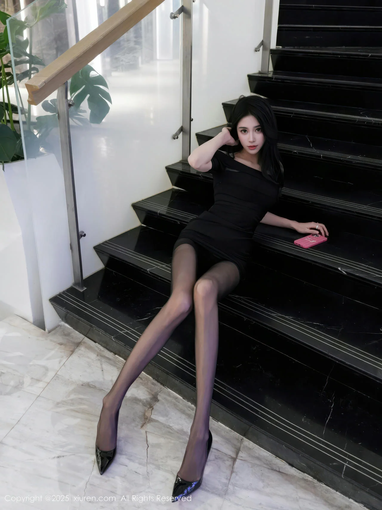 XiuRen 秀人 No.10942 椰汁糯米姬街拍连衣短裙 - 9