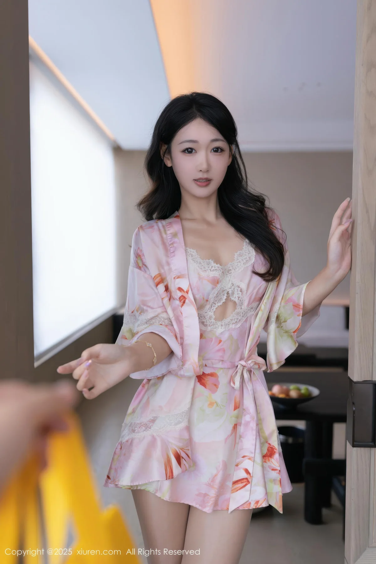 XiuRen 秀人 No.10970 唐安琪  粉色睡袍肉色丝袜 - 5