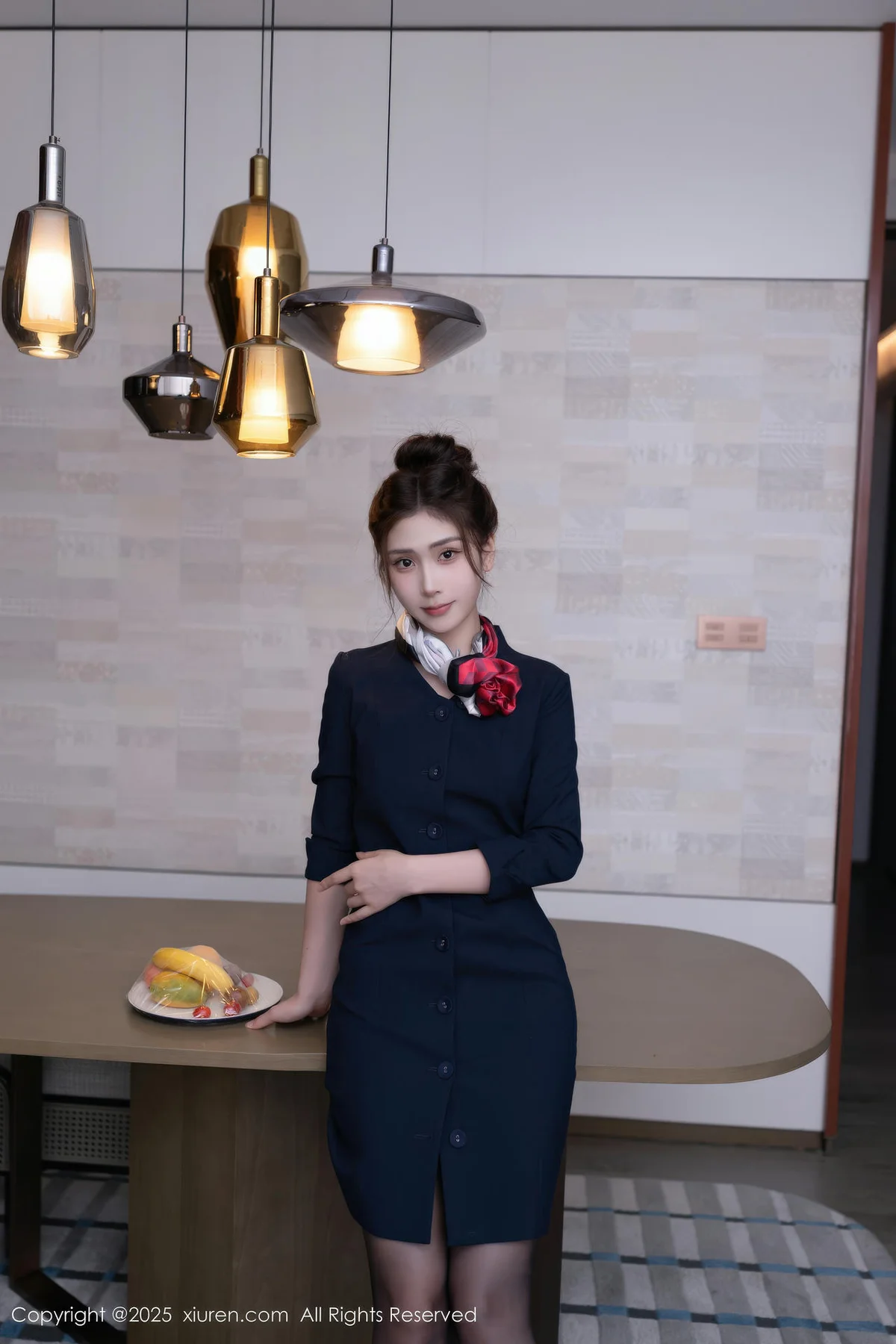 XiuRen 秀人 No.10982 刘婷婷 性感空姐制服诱惑 - 2