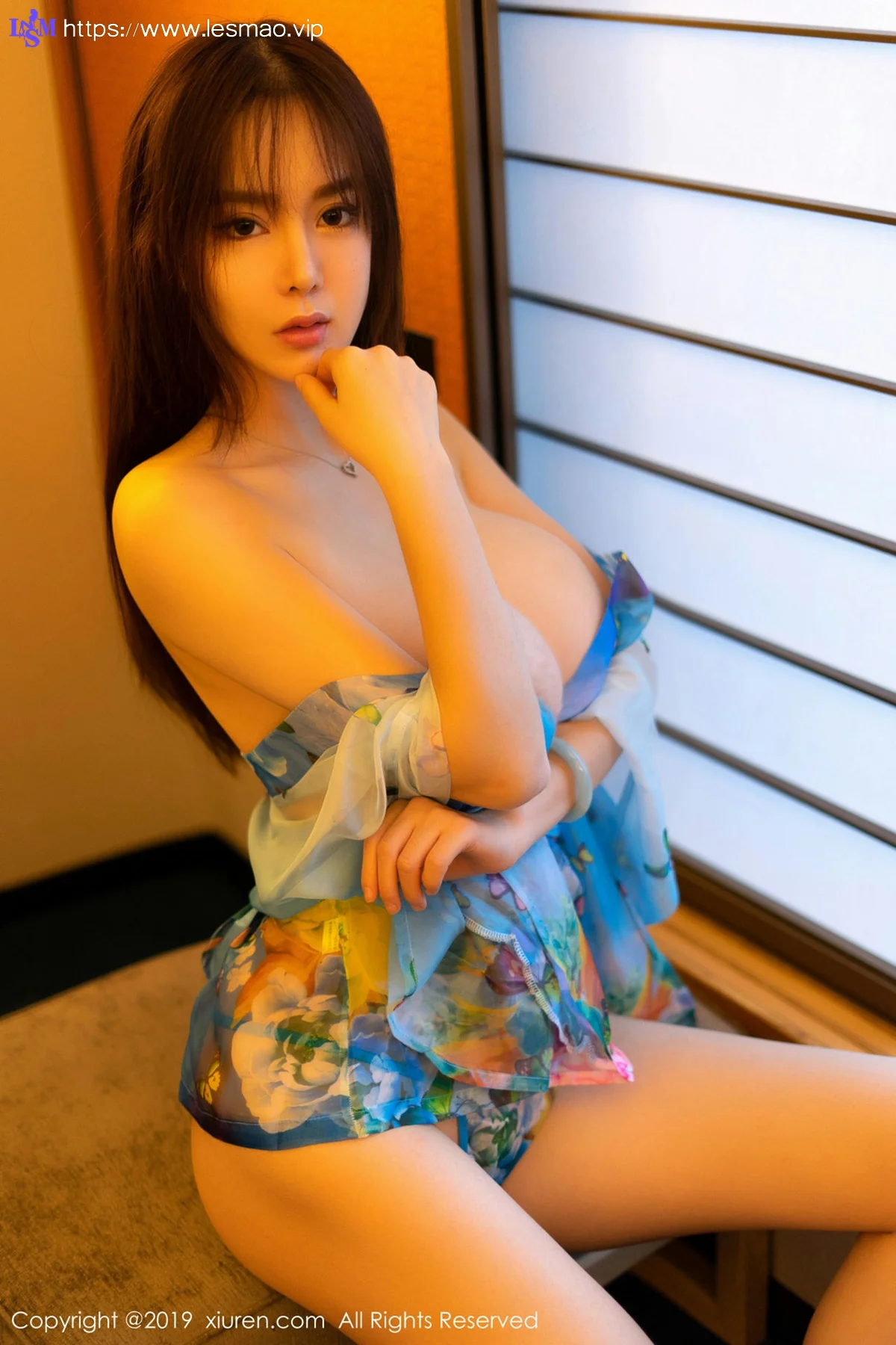 XiuRen 秀人 No.1319 易阳Silvia 大奶霸屏巨乳 - 2