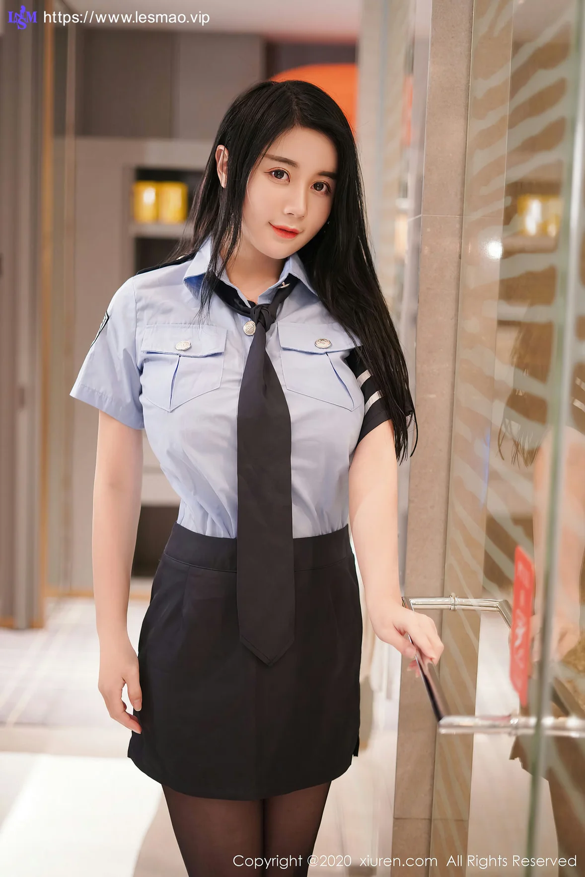 XiuRen 秀人 No.2852  情趣女警制服捆绑 美七 童颜巨乳 - 1