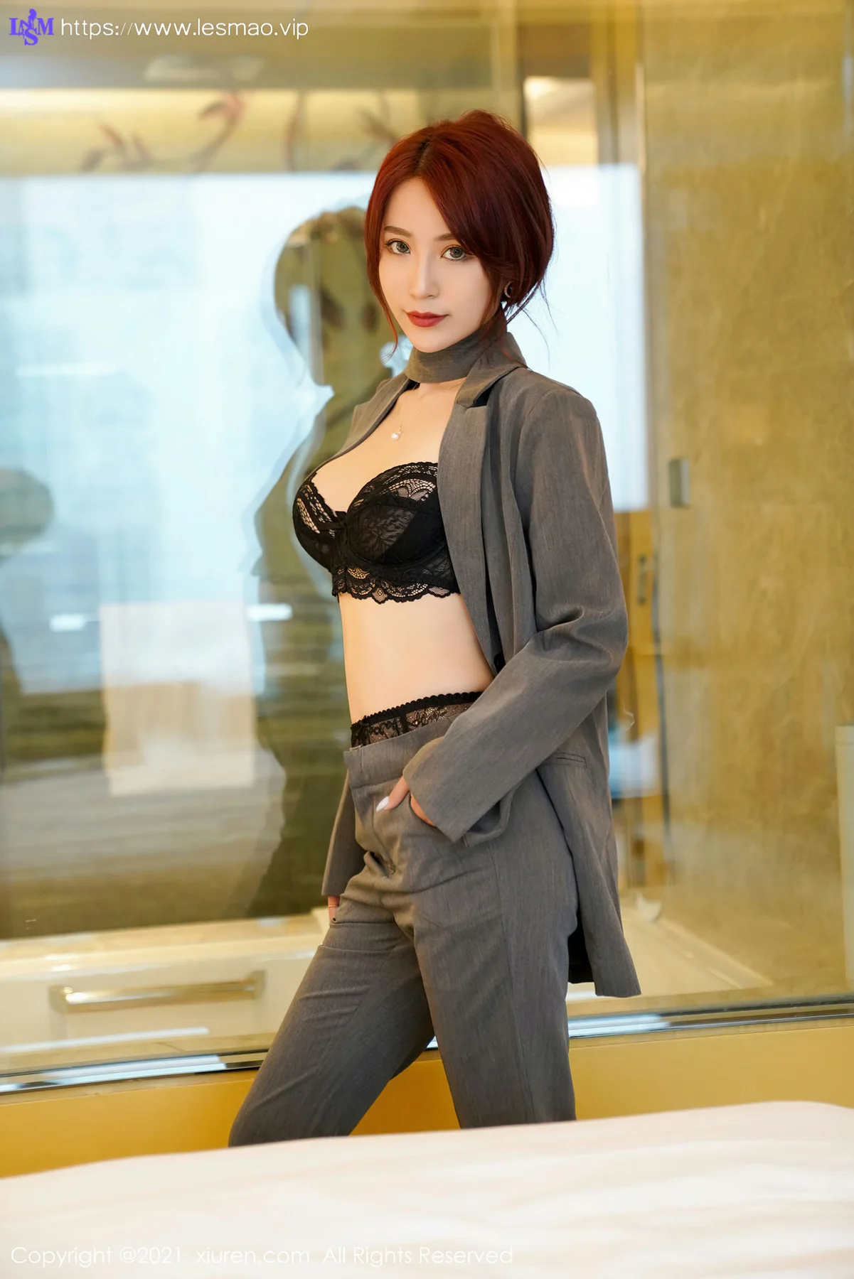 XiuRen 秀人 No.3368  经典职场职业OL 周慕汐baby 制服性感写真 - 5