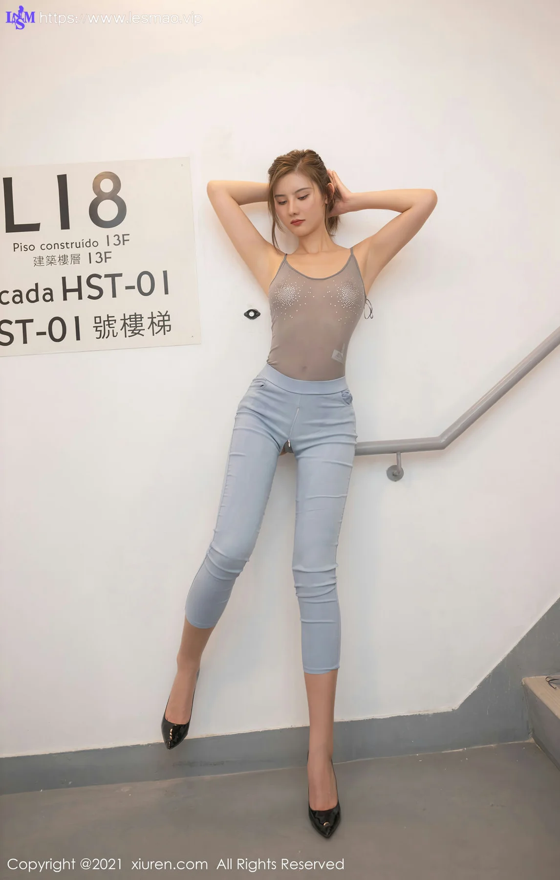 XiuRen 秀人 No.3593 救生通道主题 就是阿朱啊 澳门旅拍写真3 - 4