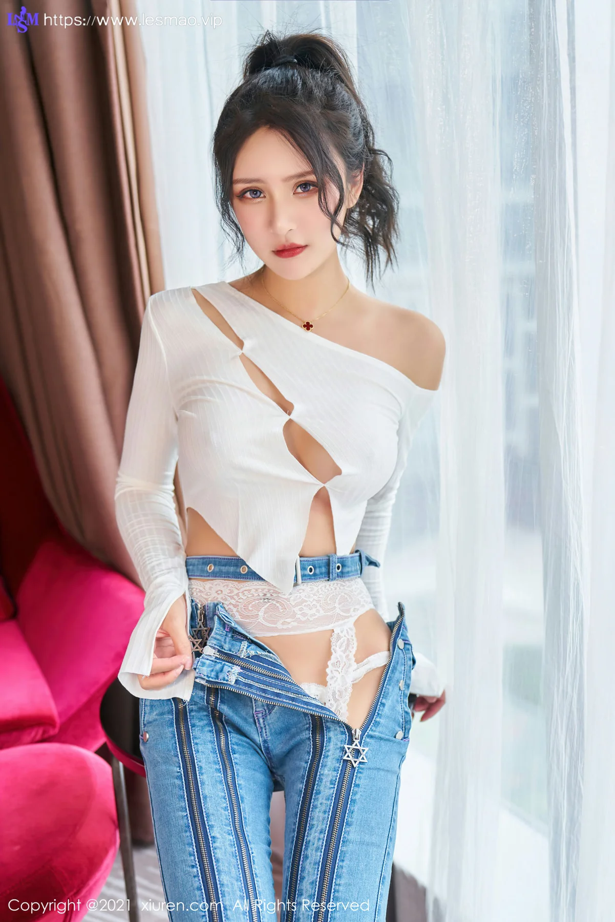 XiuRen 秀人 No.3720 蕾丝吊袜内衣 Emily尹菲 性感写真3 - 9