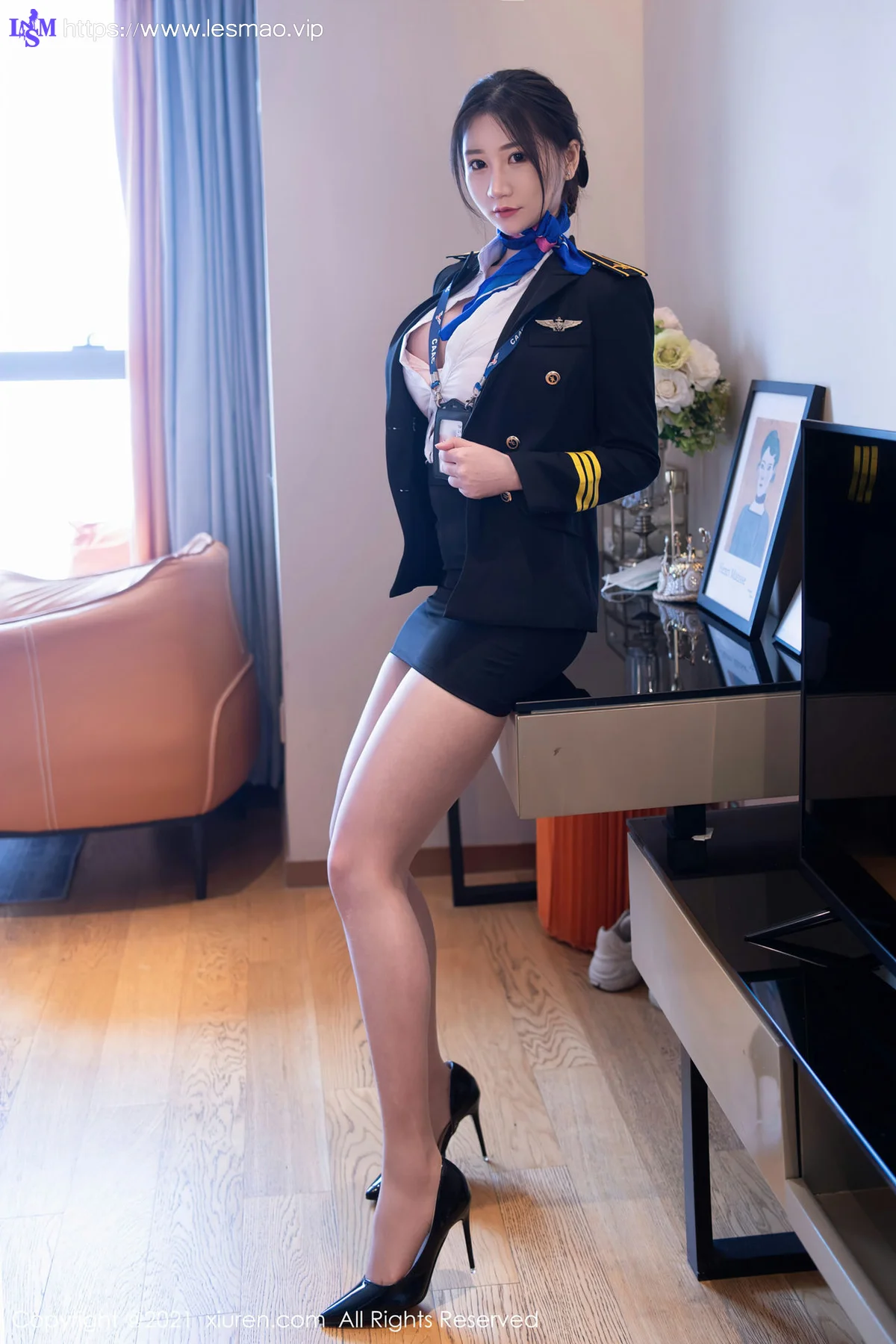 XiuRen 秀人 No.3839 制服机长御姐 顾乔楠Cora 性感写真2 - 8