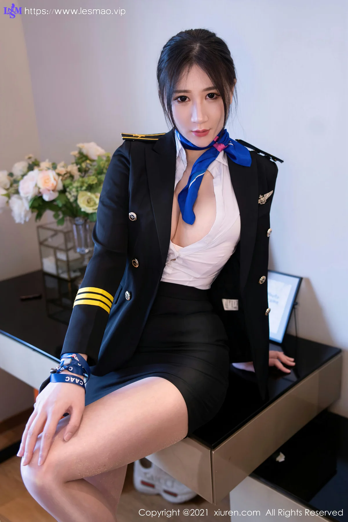 XiuRen 秀人 No.3839 制服机长御姐 顾乔楠Cora 性感写真2 - 9