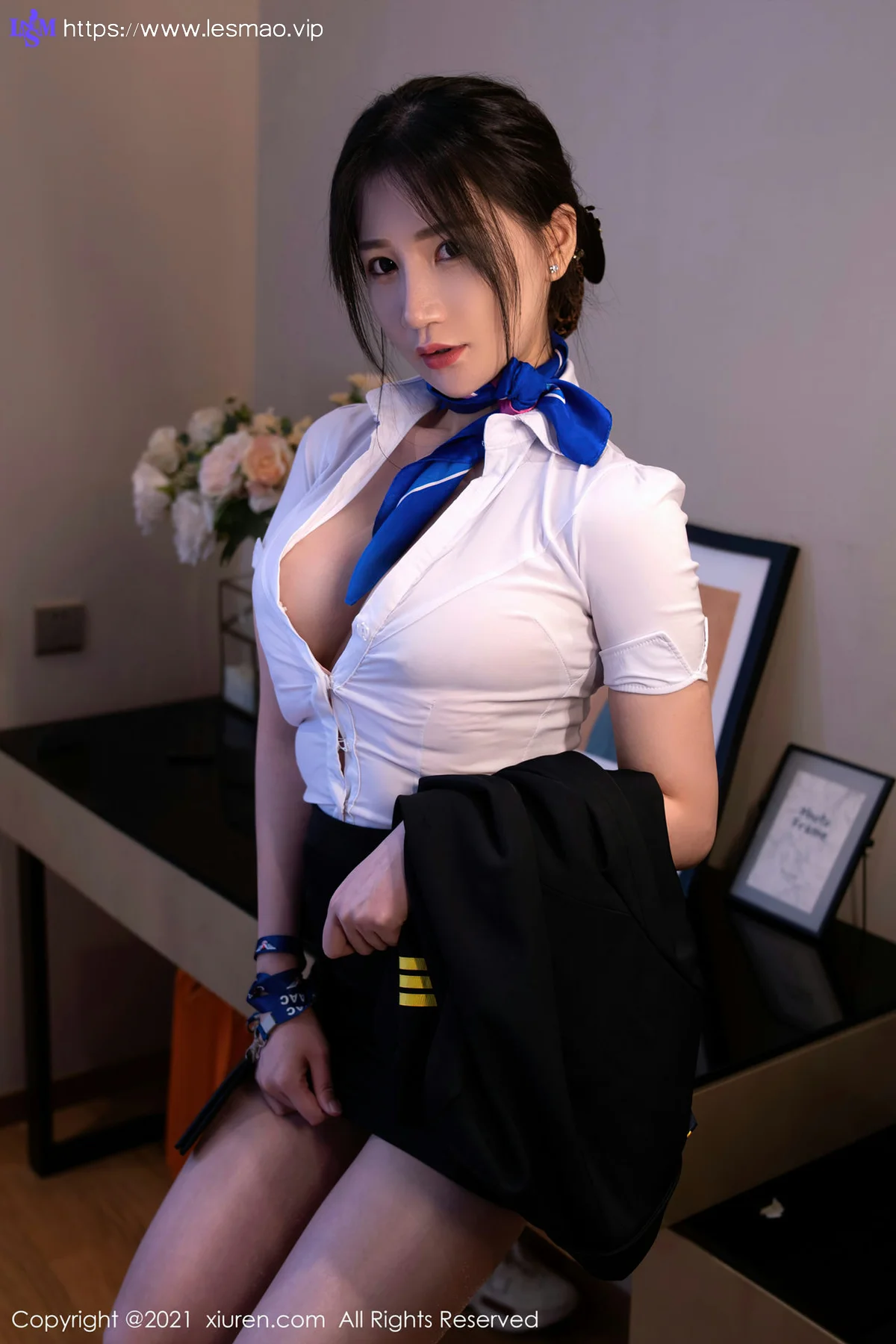 XiuRen 秀人 No.3839 制服机长御姐 顾乔楠Cora 性感写真2 - 10