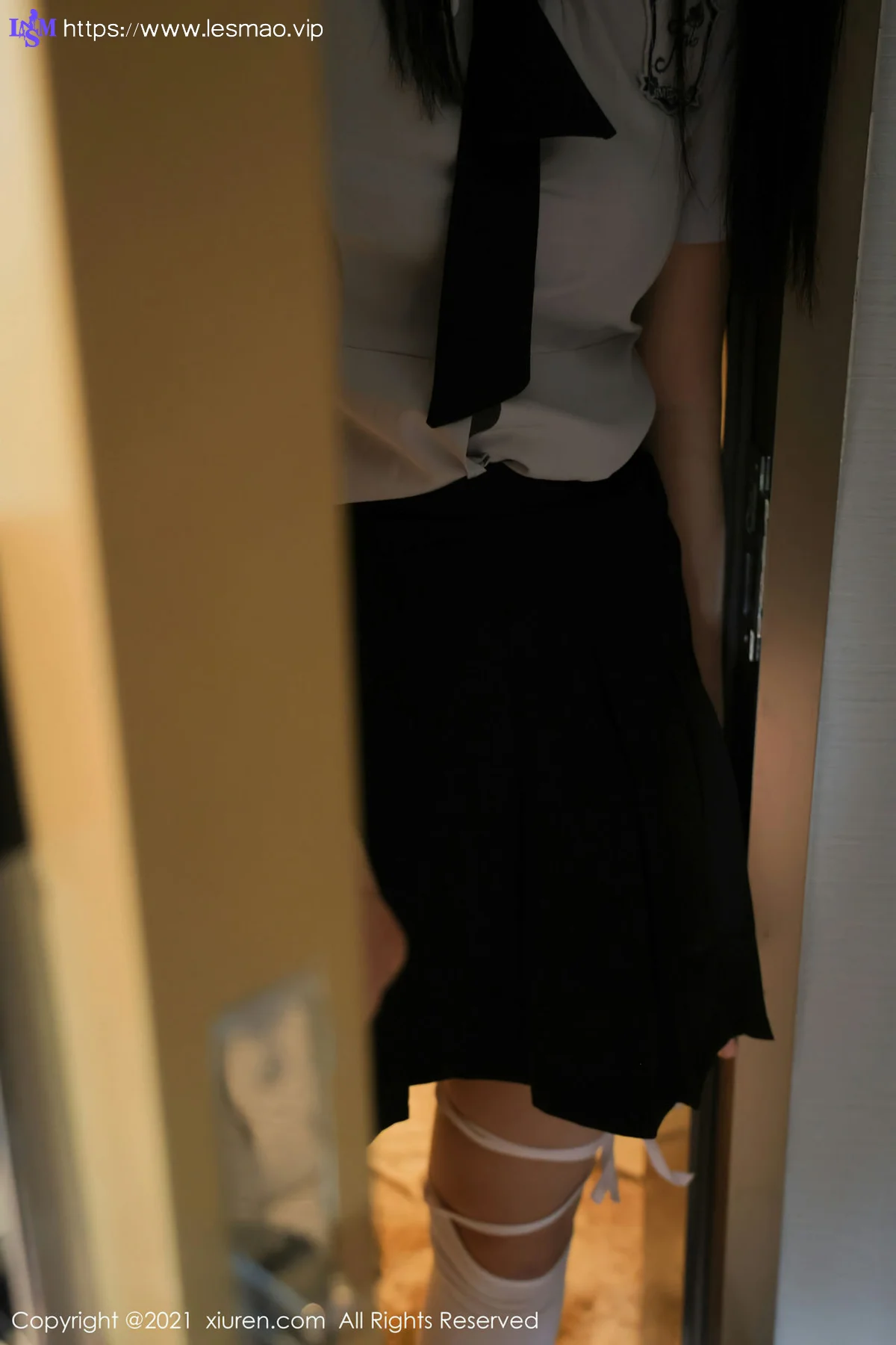 XiuRen 秀人 No.3918 summer宝宝 新人诱惑制服 - 1