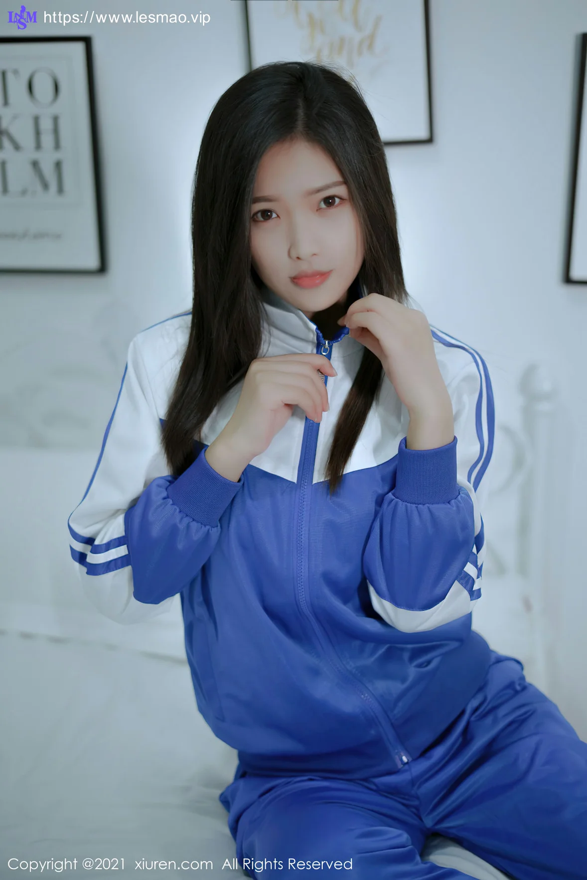 XiuRen 秀人 No.4252 校服系列 星萌 性感写真 - 1