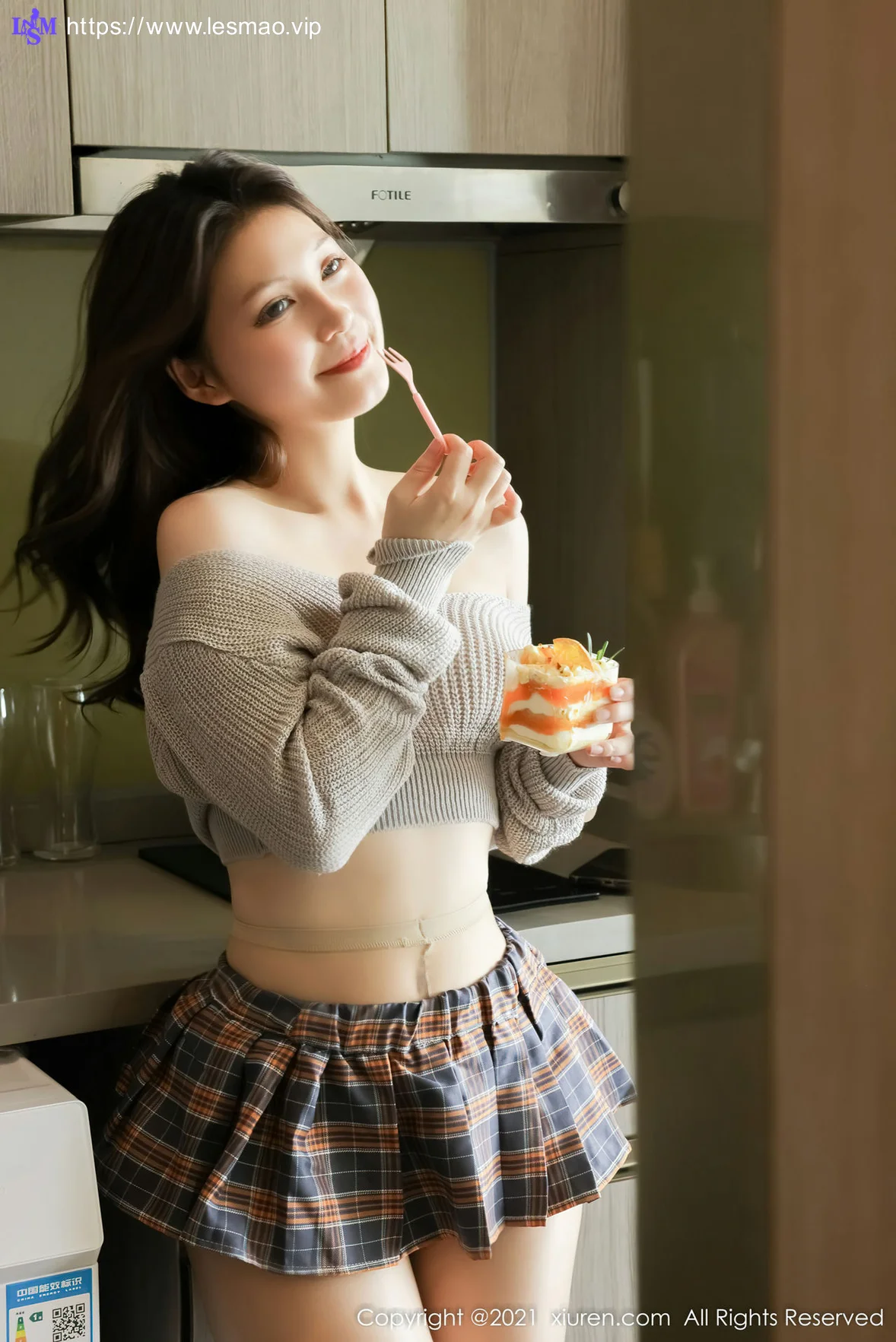 XiuRen 秀人 No.4369 格子短裙 兔妹妹 性感写真3 - 7