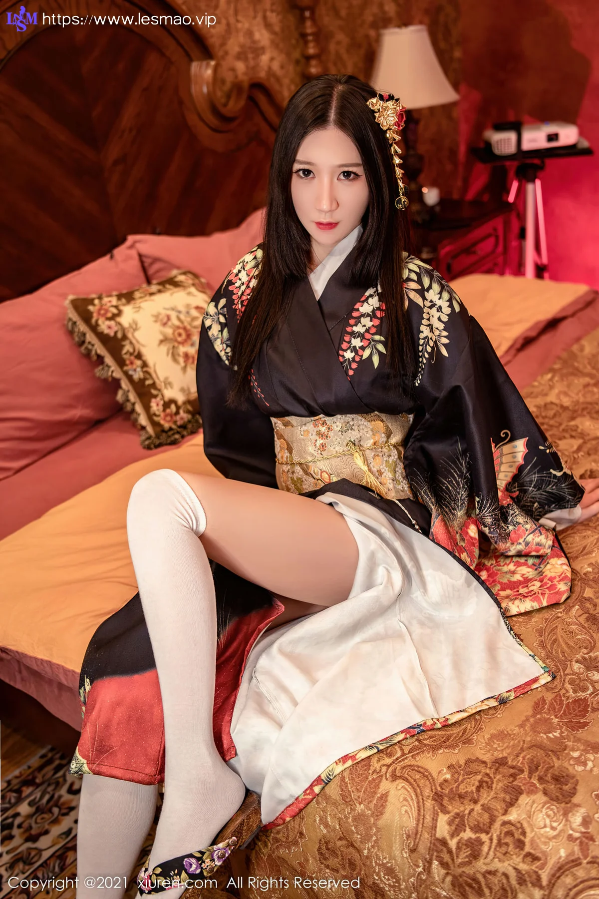 XiuRen 秀人 No.4386 肉感御姐 顾乔楠Cora 性感写真 - 8