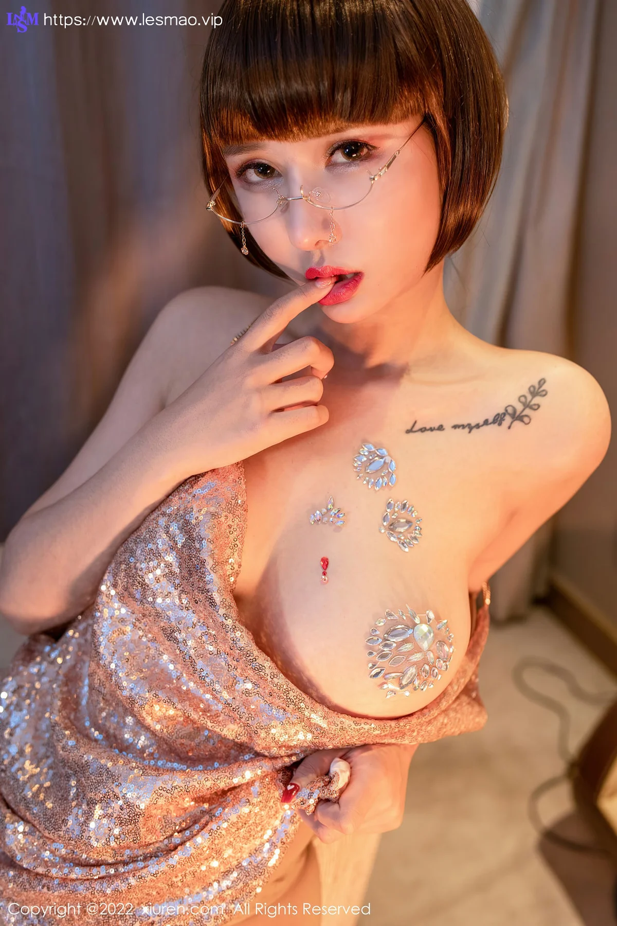 XiuRen 秀人 No.4696 E罩杯大灯 夏沫沫tifa 性感写真33 - 3