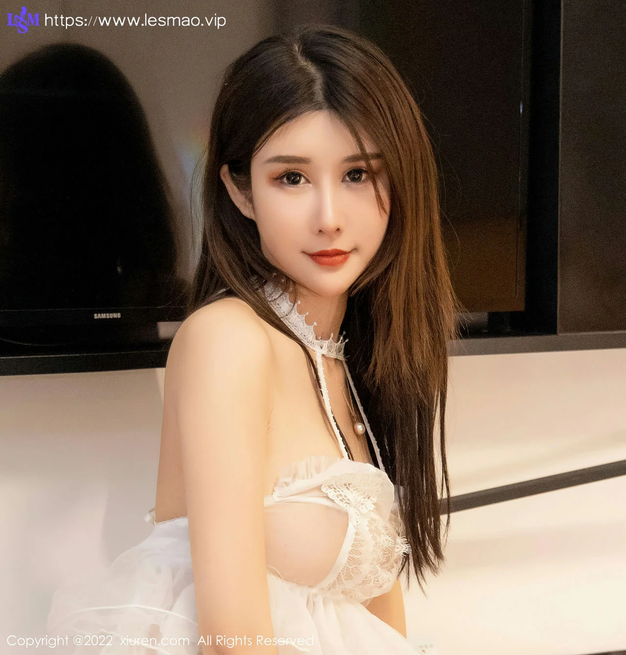 XiuRen 秀人 No.4857 白色轻透上衣 夏沫沫tifa 性感写真 - 2