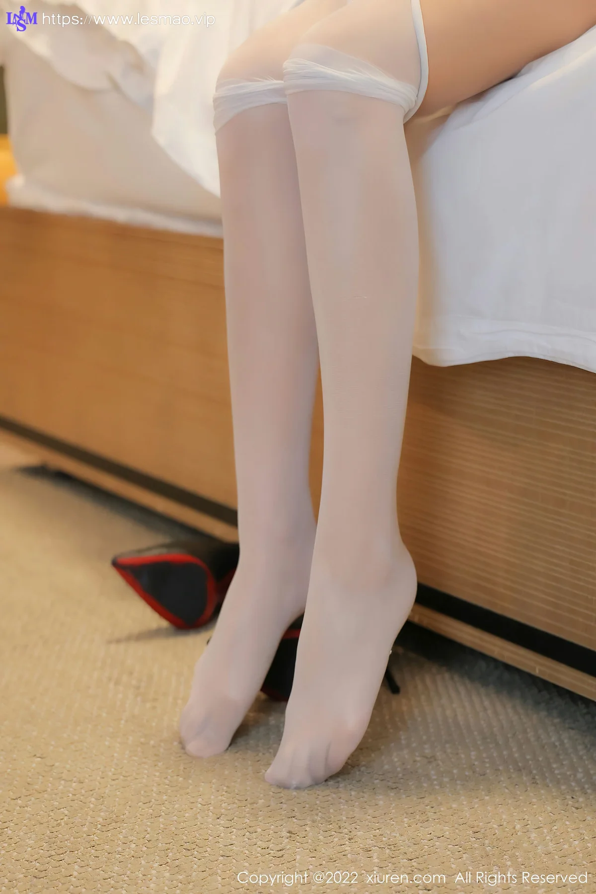 XiuRen 秀人 No.4857 白色轻透上衣 夏沫沫tifa 性感写真 - 1