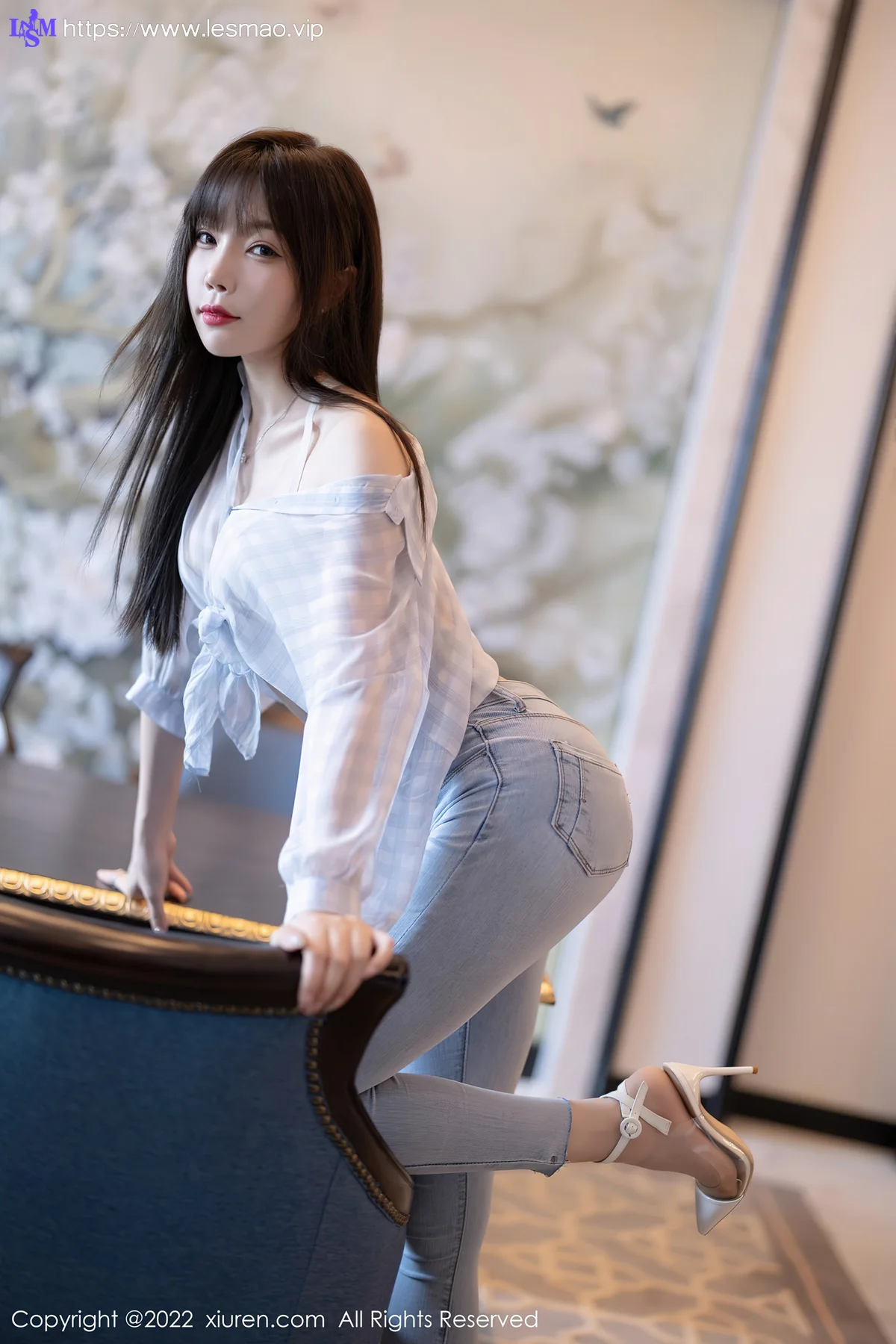 XiuRen 秀人 No.4976 轻透浅格子 芝芝Booty 性感写真3 - 7