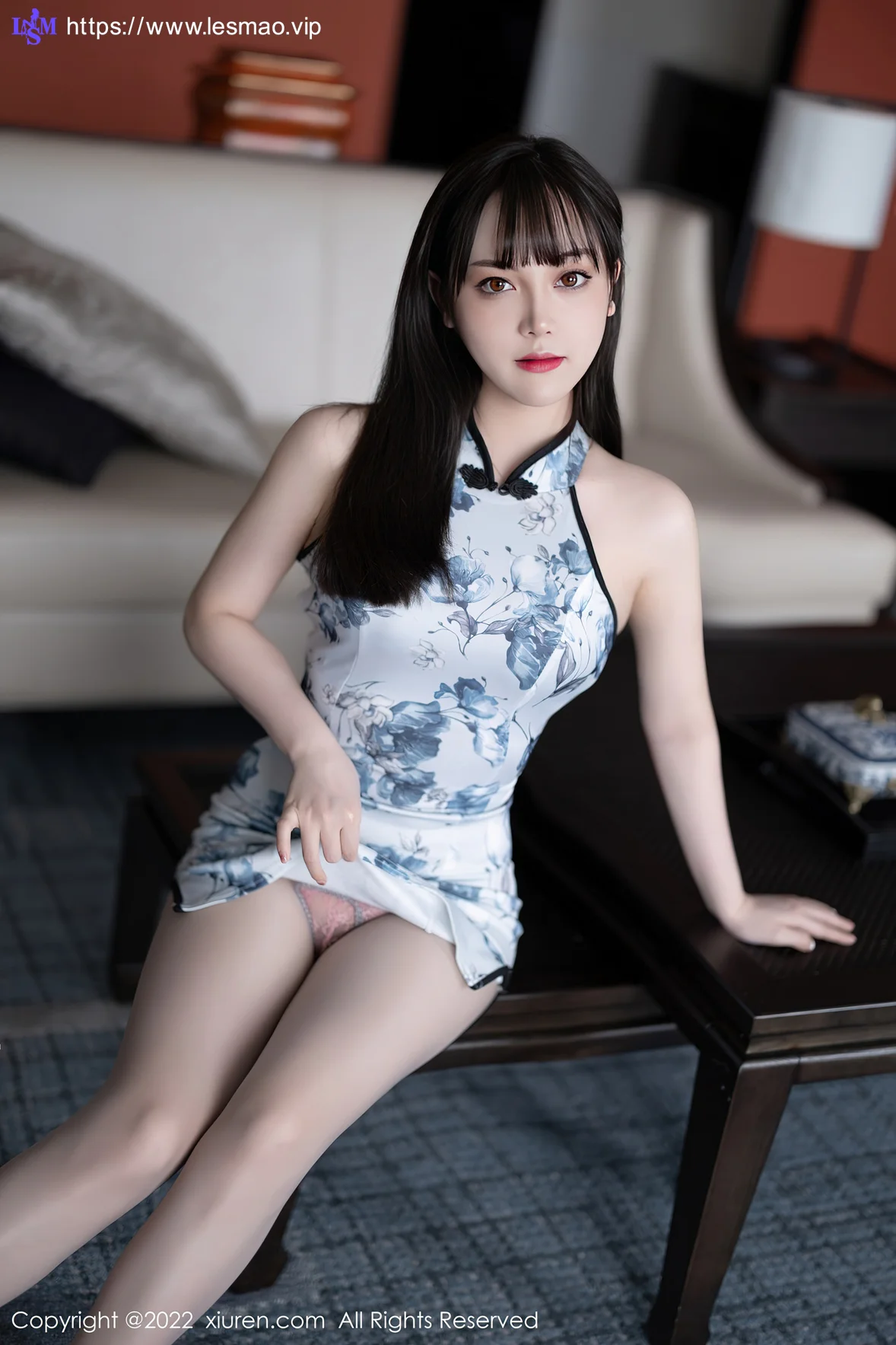 XiuRen 秀人 No.5025 图案旗袍 豆瓣酱 性感写真22 - 1