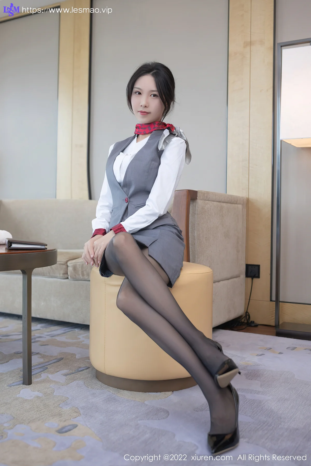 XiuRen 秀人 No.5027 空姐制服拍摄 利世 性感写真1 - 4