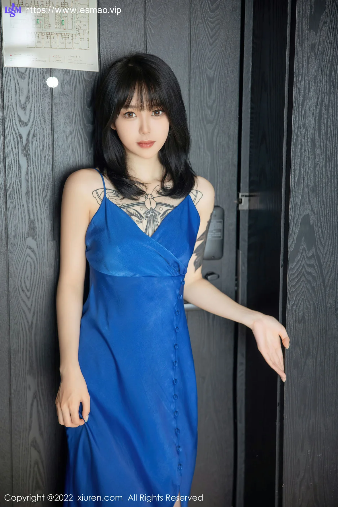 XiuRen 秀人 No.5165 奶瓶. 蓝色吊带裙性感写真11 - 4
