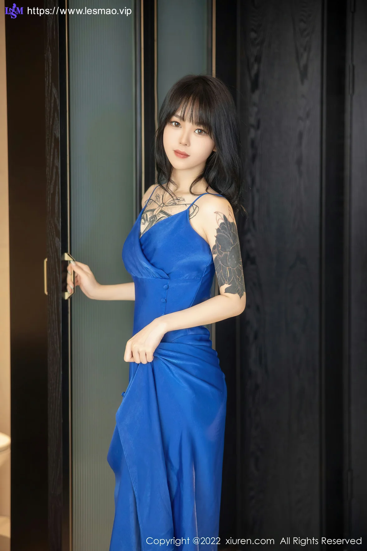 XiuRen 秀人 No.5165 奶瓶. 蓝色吊带裙性感写真11 - 2