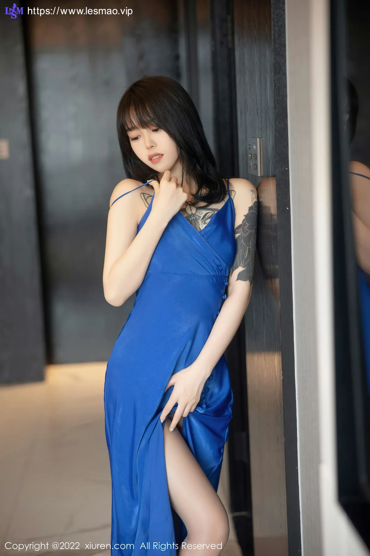 XiuRen 秀人 No.5165 奶瓶. 蓝色吊带裙性感写真11 - 2