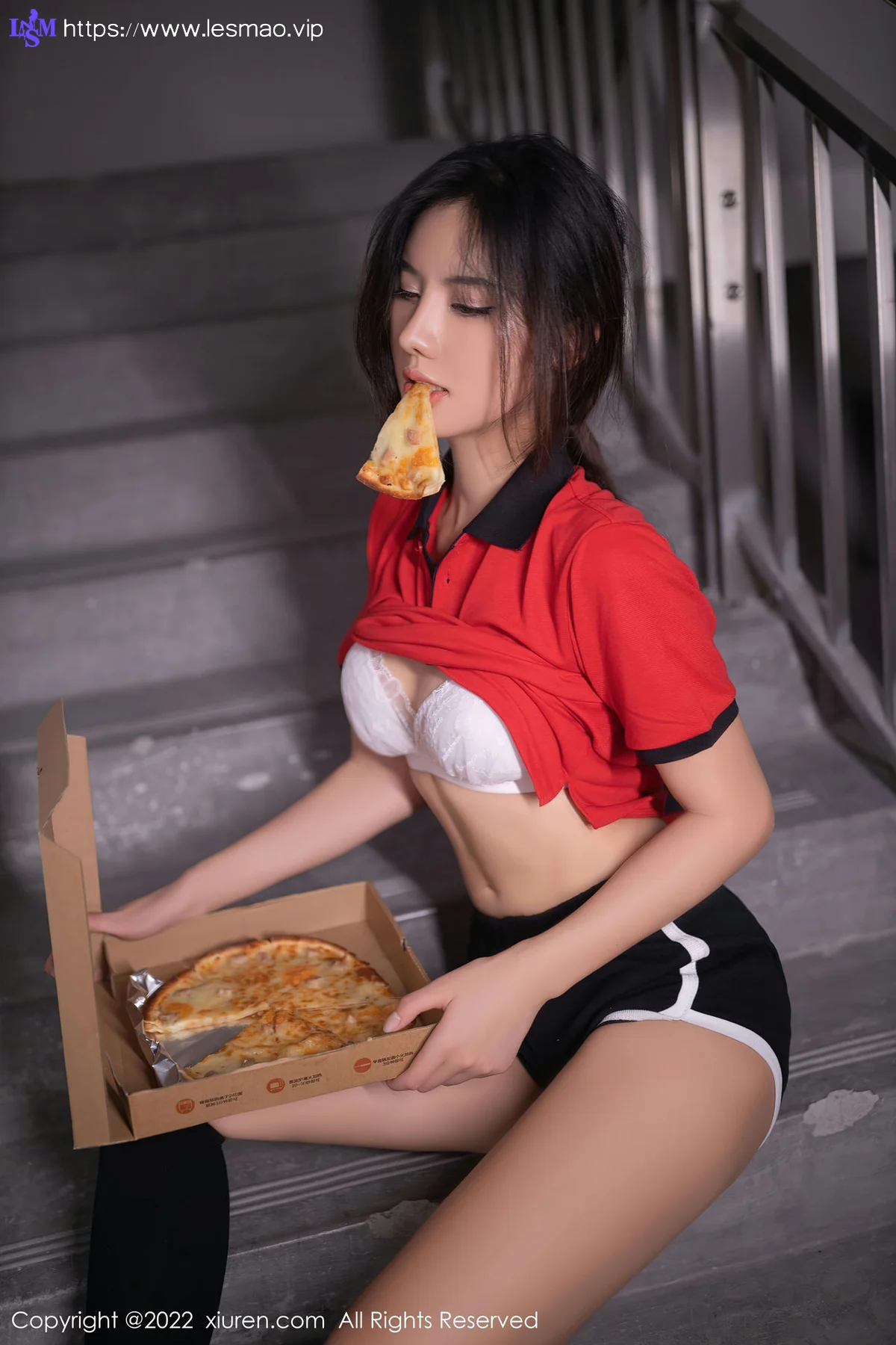 XiuRen 秀人 No.5538 披萨配送员角色装扮 就是阿朱啊 性感私房写真111 - 4