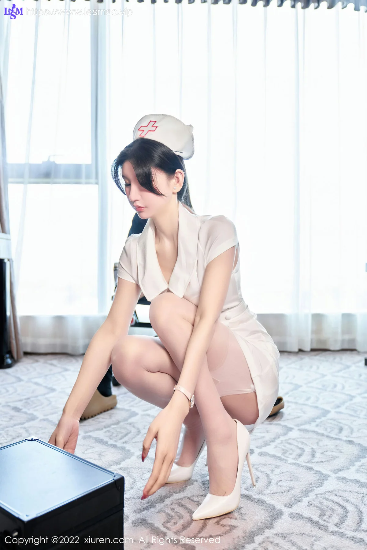 XiuRen 秀人 No.5746  周于希Sally 角色扮演贴身护士成都珠海心愿旅拍 - 1