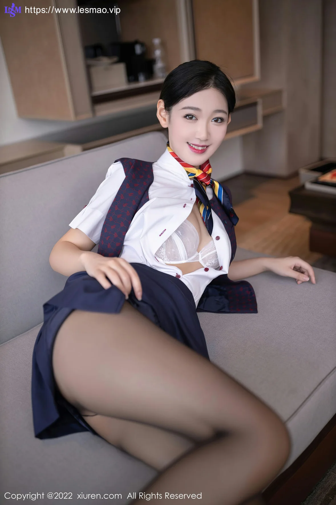 XiuRen 秀人 No.5922 唐安琪 国航空姐角色扮演北京旅拍111 - 2