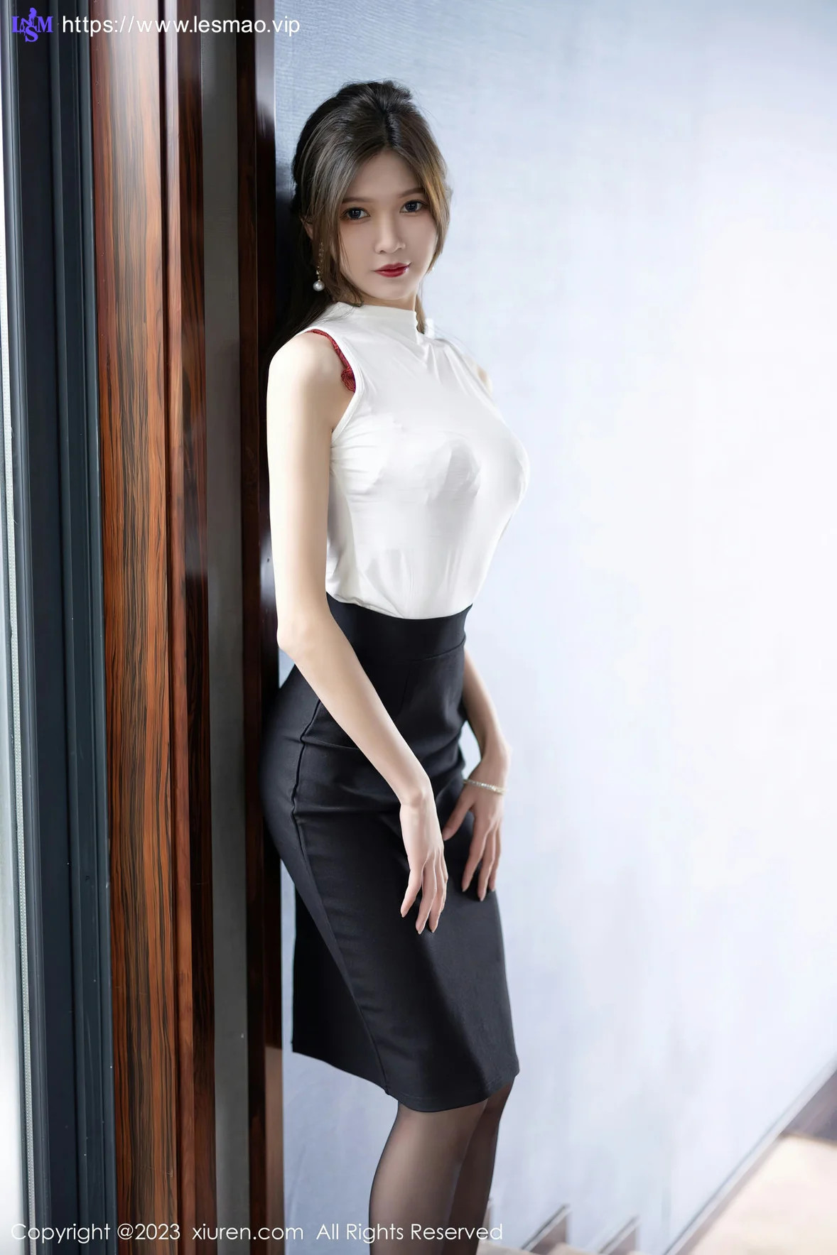 XiuRen 秀人 No.6194 程程程- 黑色短裙红色蕾丝海南岛旅拍 - 2