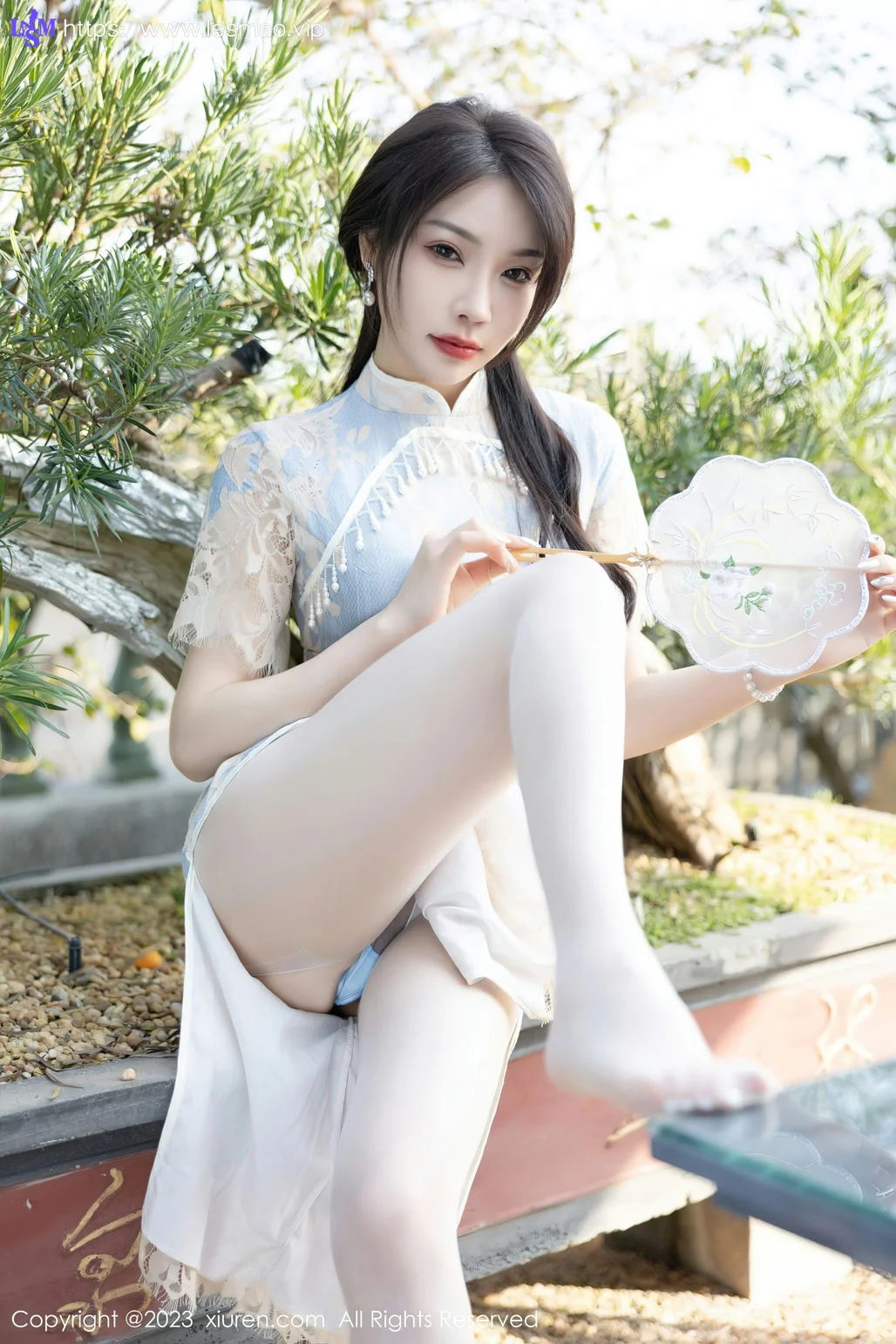 XiuRen 秀人 No.6434 徐莉芝Booty 浅色旗袍服饰海南岛旅拍1 - 6