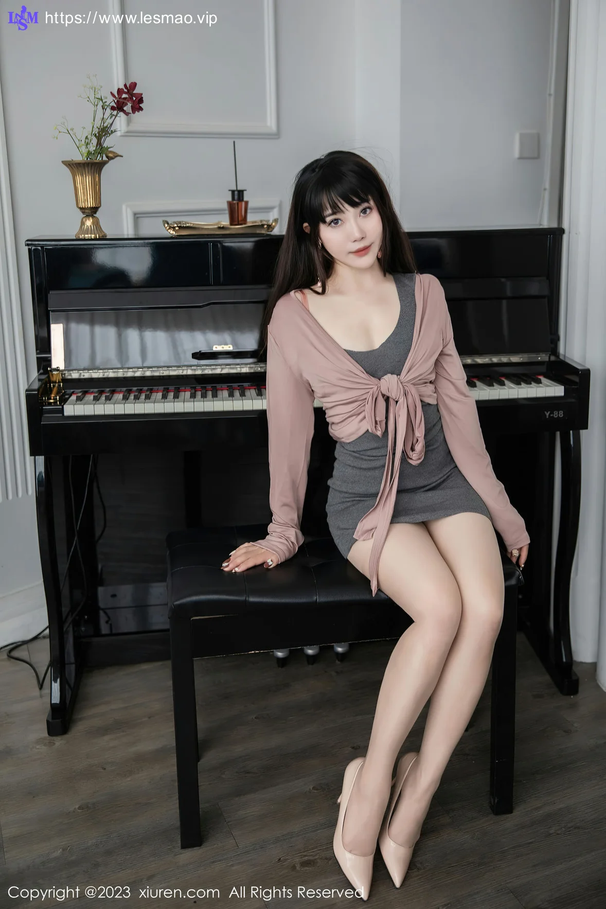 XiuRen 秀人 No.6532 严利娅Yuliya 家庭钢琴师角色扮演写真 - 5