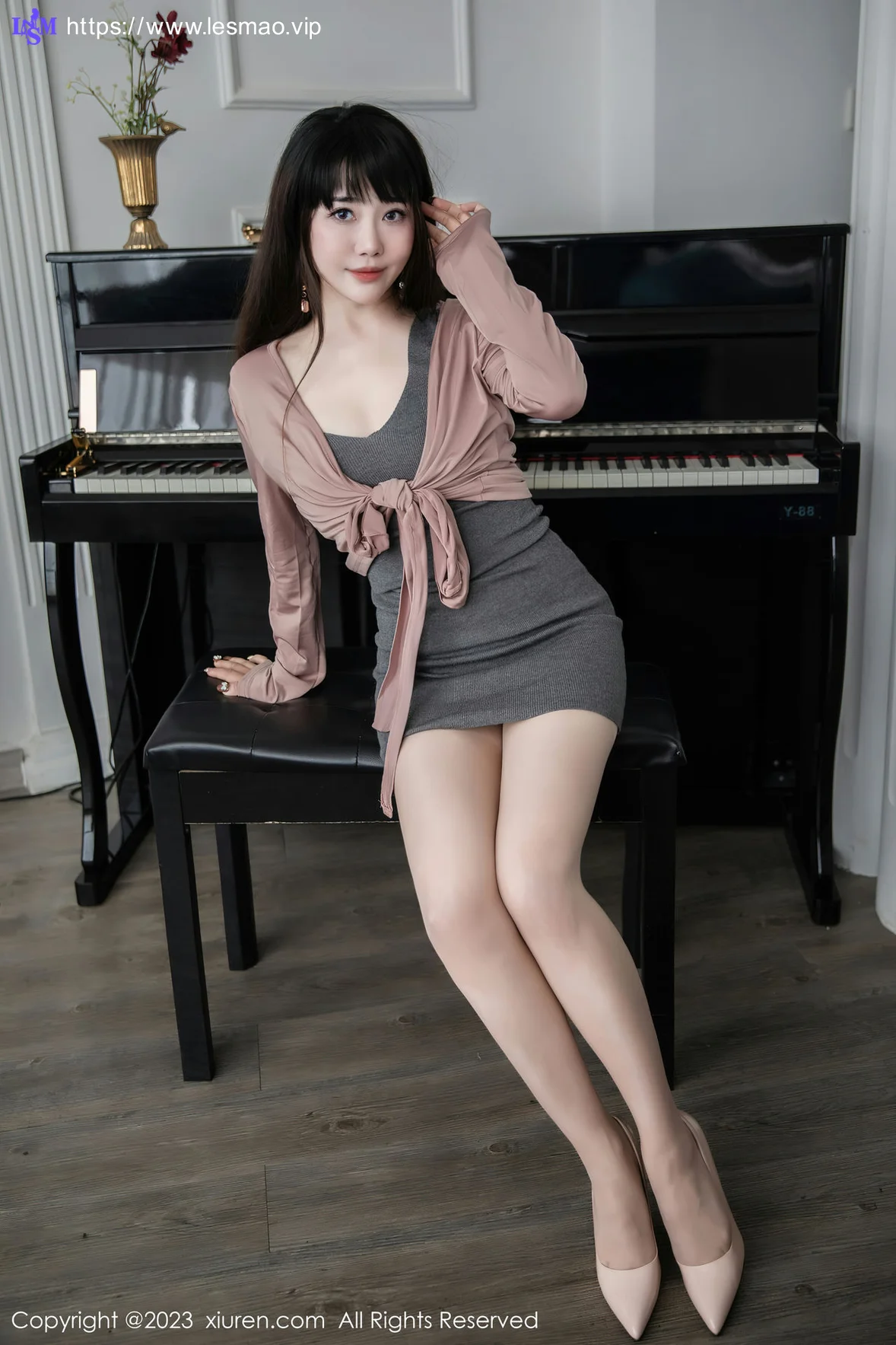 XiuRen 秀人 No.6532 严利娅Yuliya 家庭钢琴师角色扮演写真 - 4
