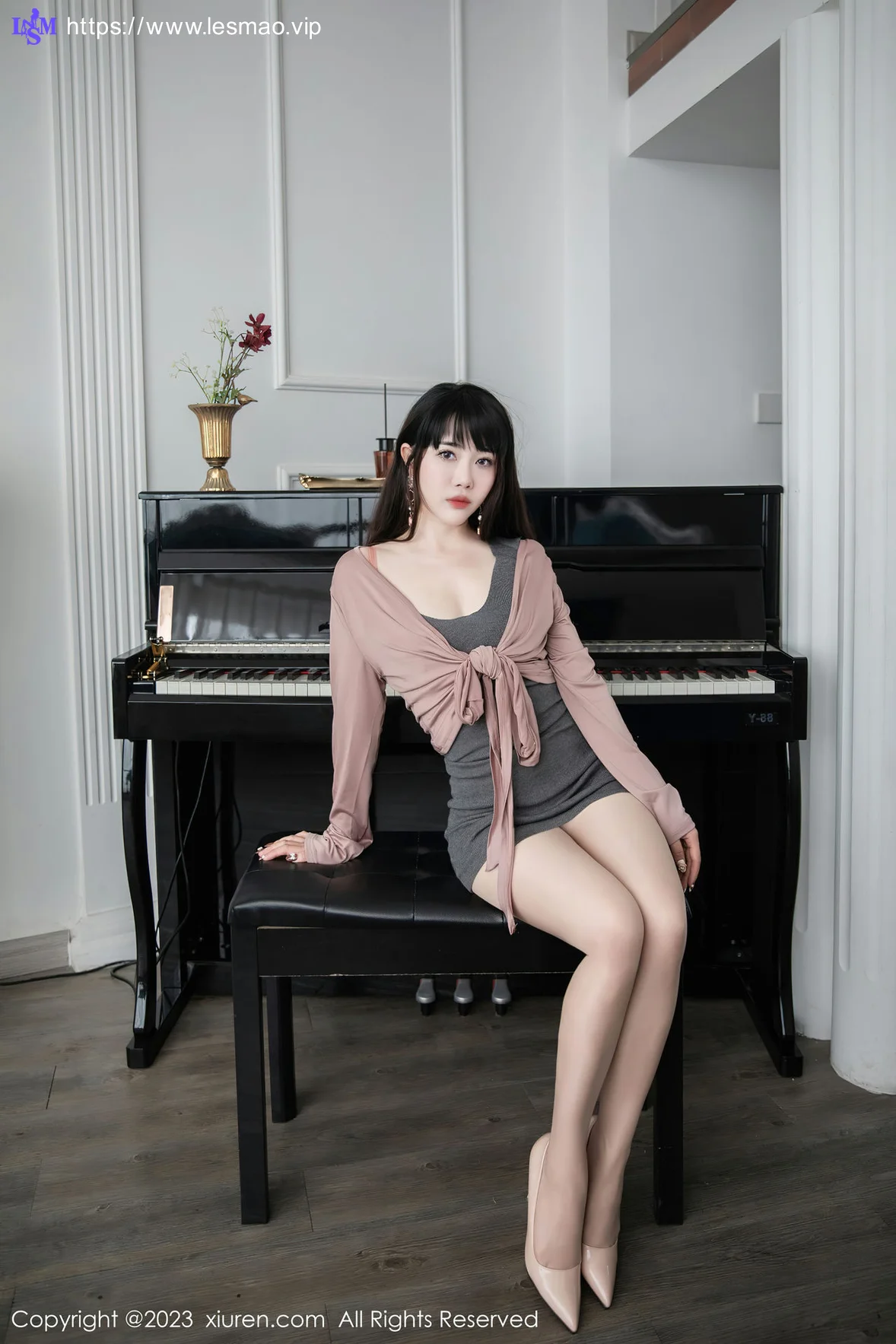 XiuRen 秀人 No.6532 严利娅Yuliya 家庭钢琴师角色扮演写真 - 9