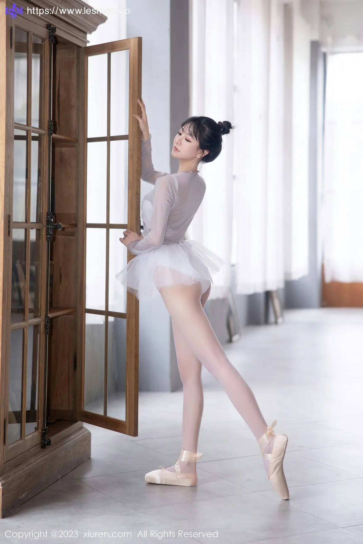 XiuRen 秀人 No.6592 谢小蒽 “芭蕾舞蹈”主题性感写真11 - 1