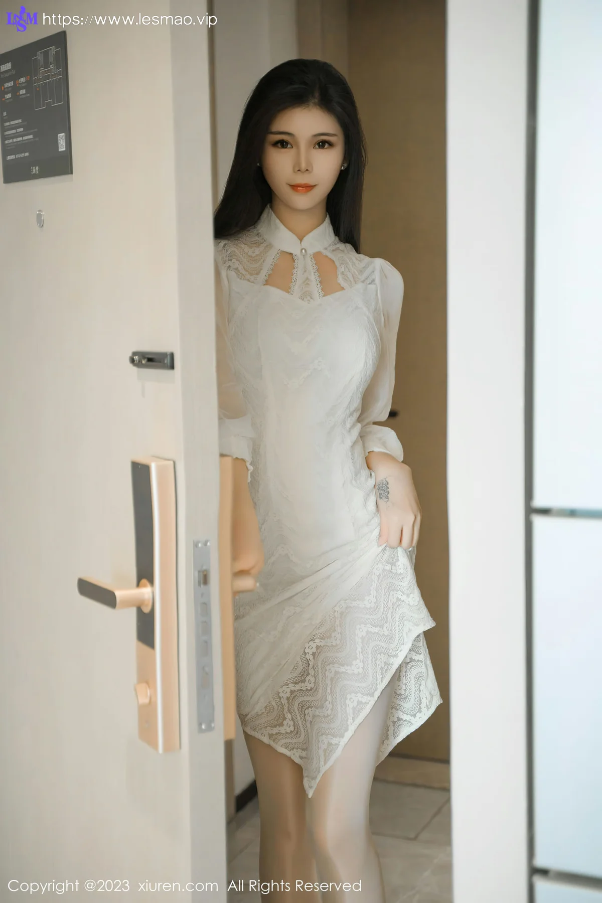 XiuRen 秀人 No.7559 雪糕CiCi 白色旗袍服饰性感写真2 - 9